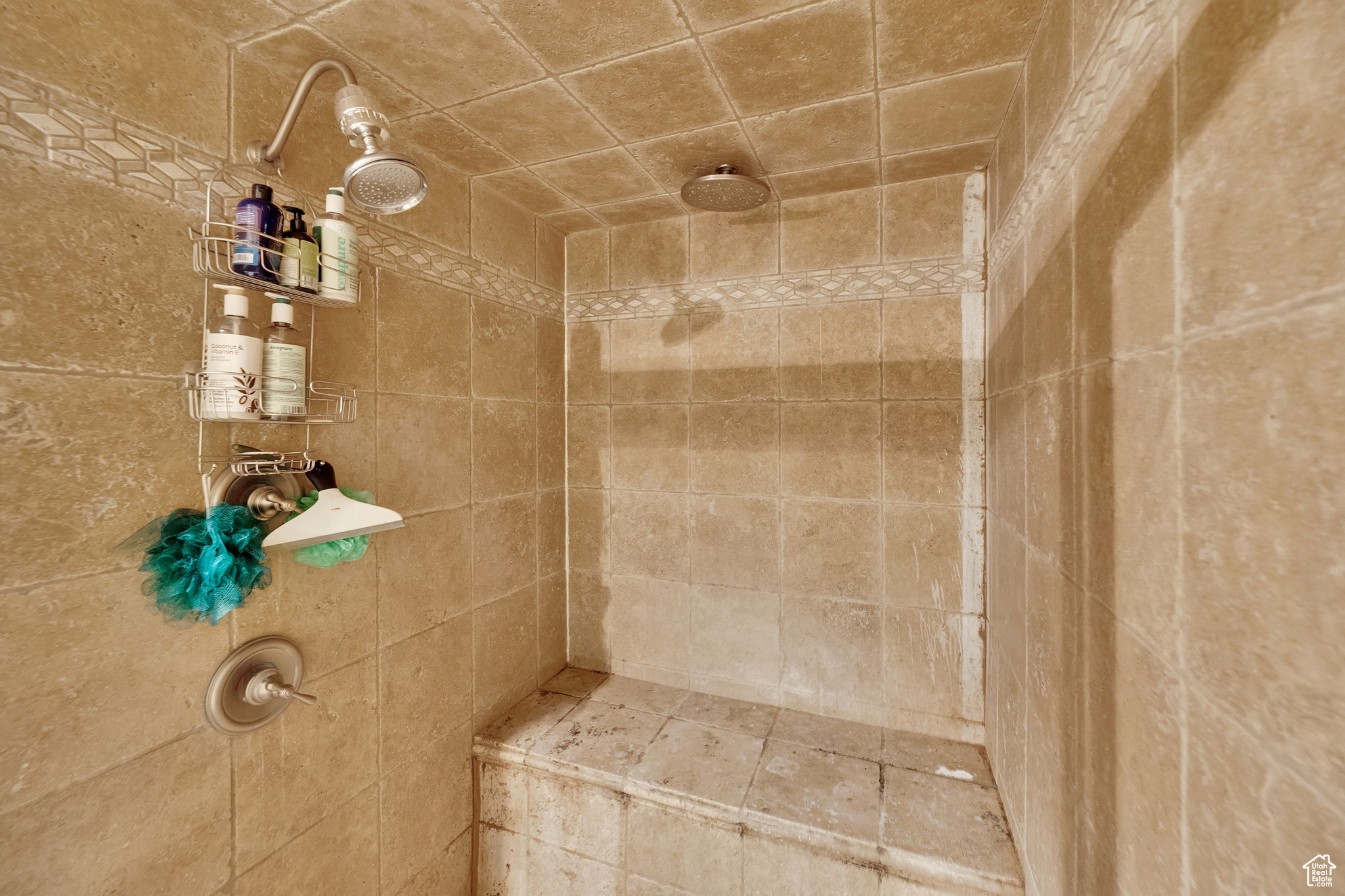 AMERICAN TOWERS - Residential