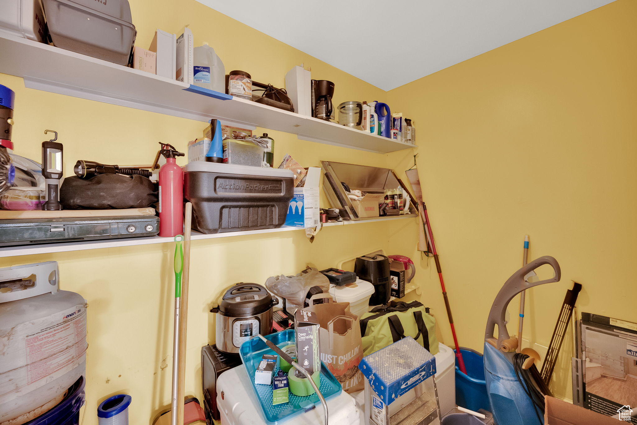 AMERICAN TOWERS - Residential