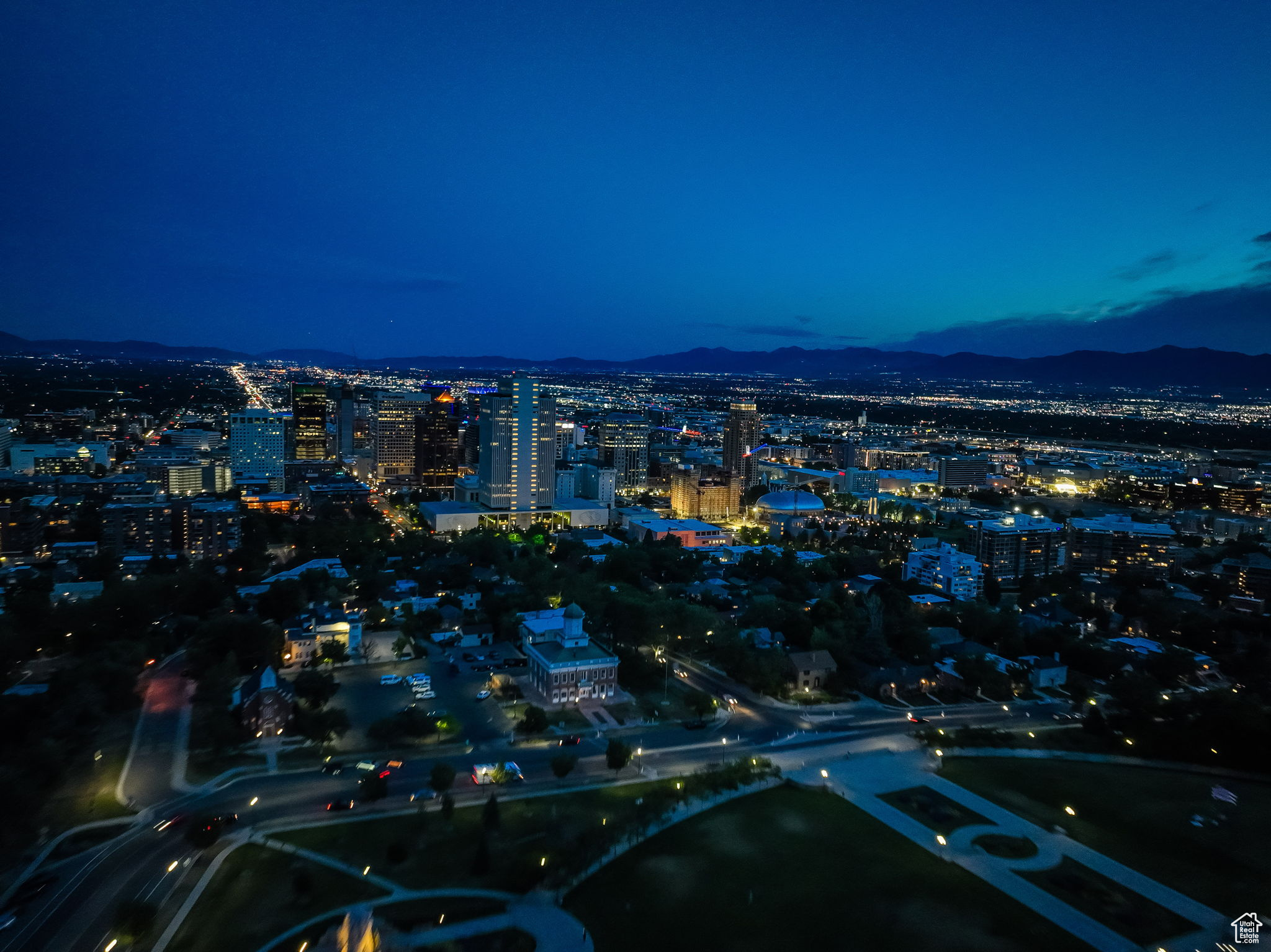 AMERICAN TOWERS - Residential