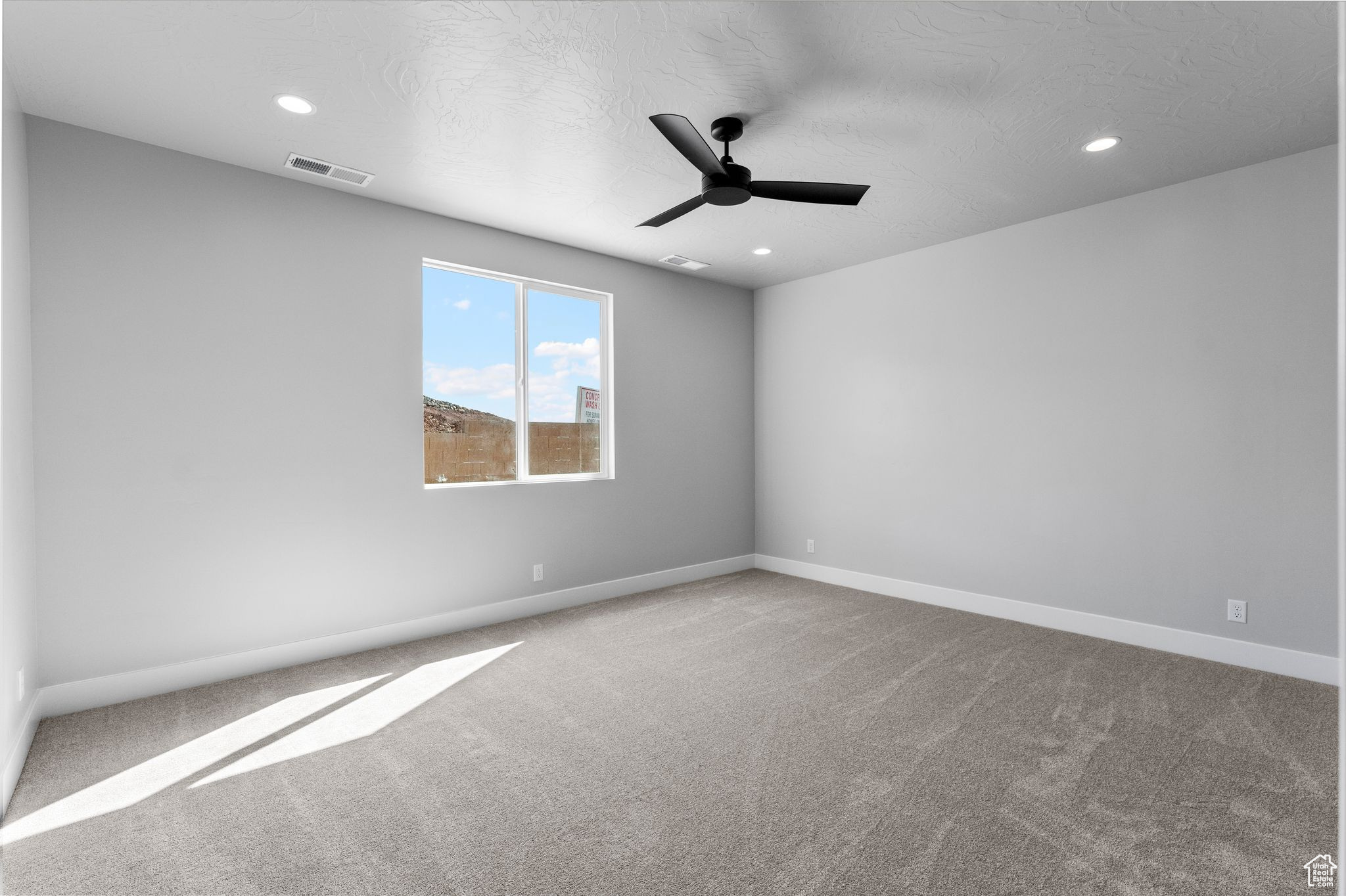 1068 E Coyote Crest Dr, Washington, Utah image 33