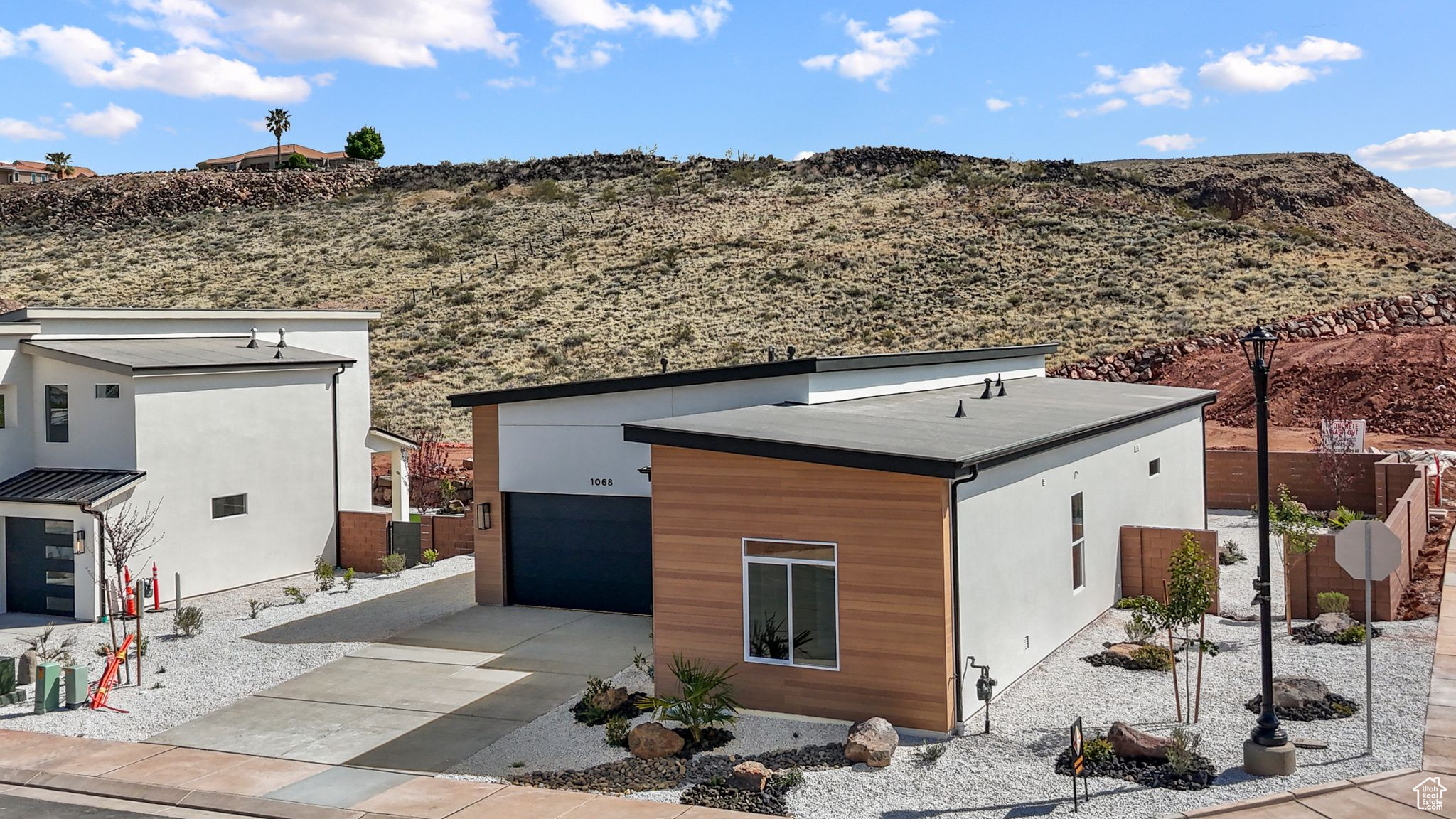 1068 E Coyote Crest Dr, Washington, Utah image 3