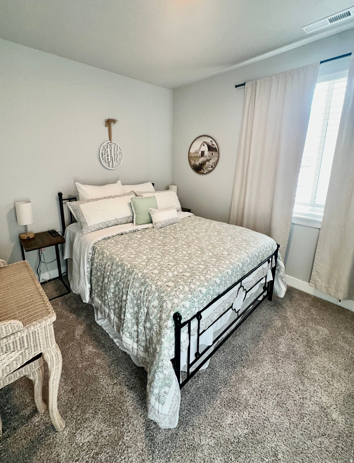 MOUNTAIN RIDGE - Residential