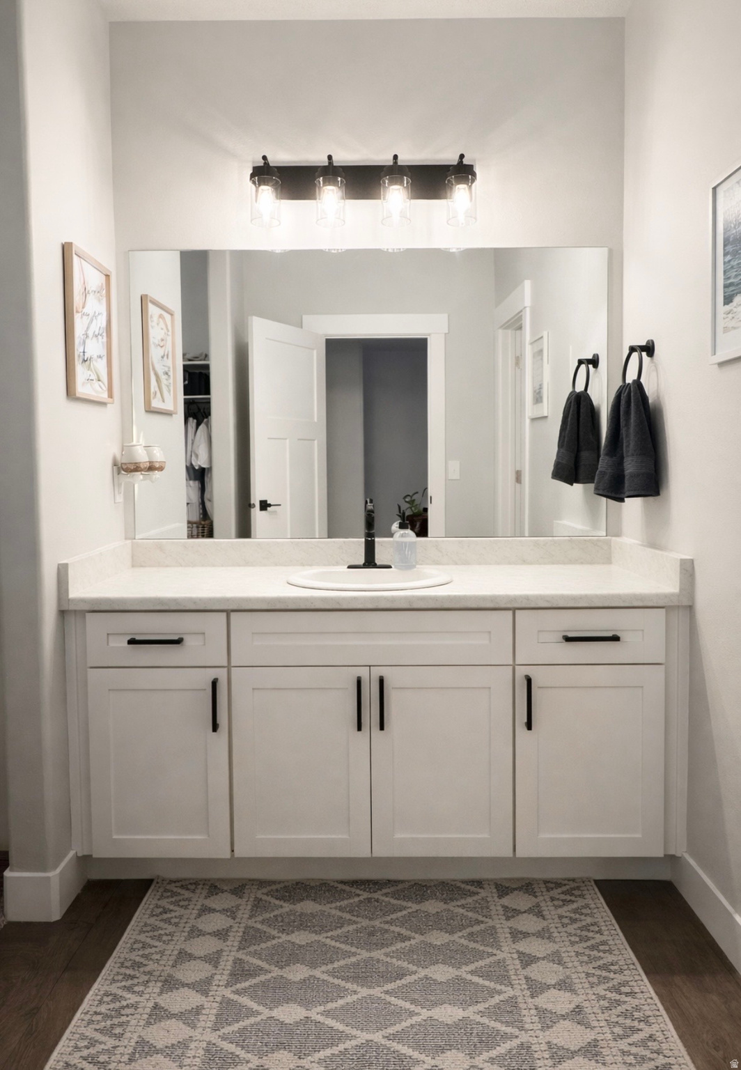 MOUNTAIN RIDGE - Residential