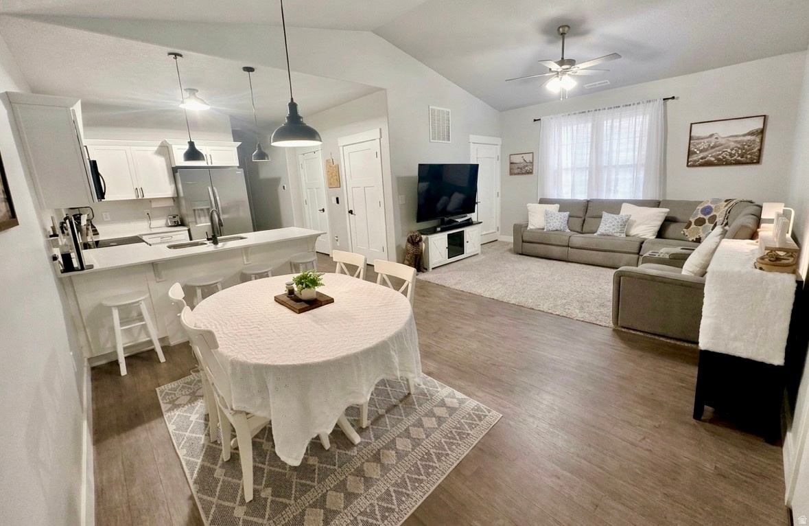 MOUNTAIN RIDGE - Residential