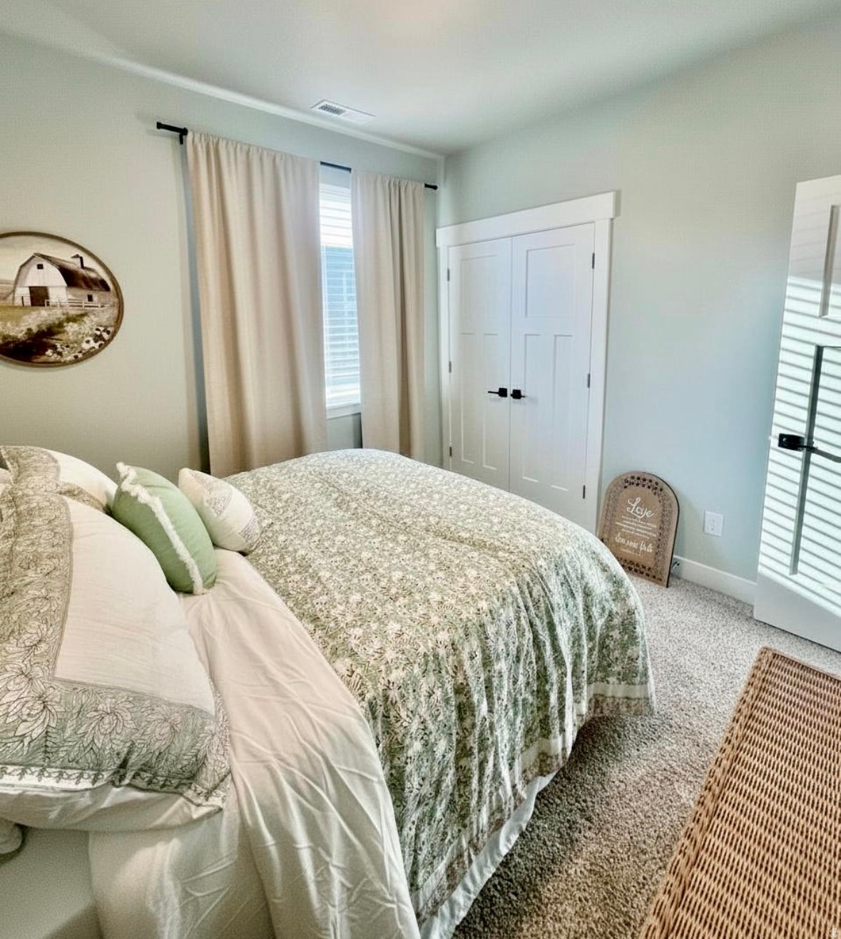 MOUNTAIN RIDGE - Residential