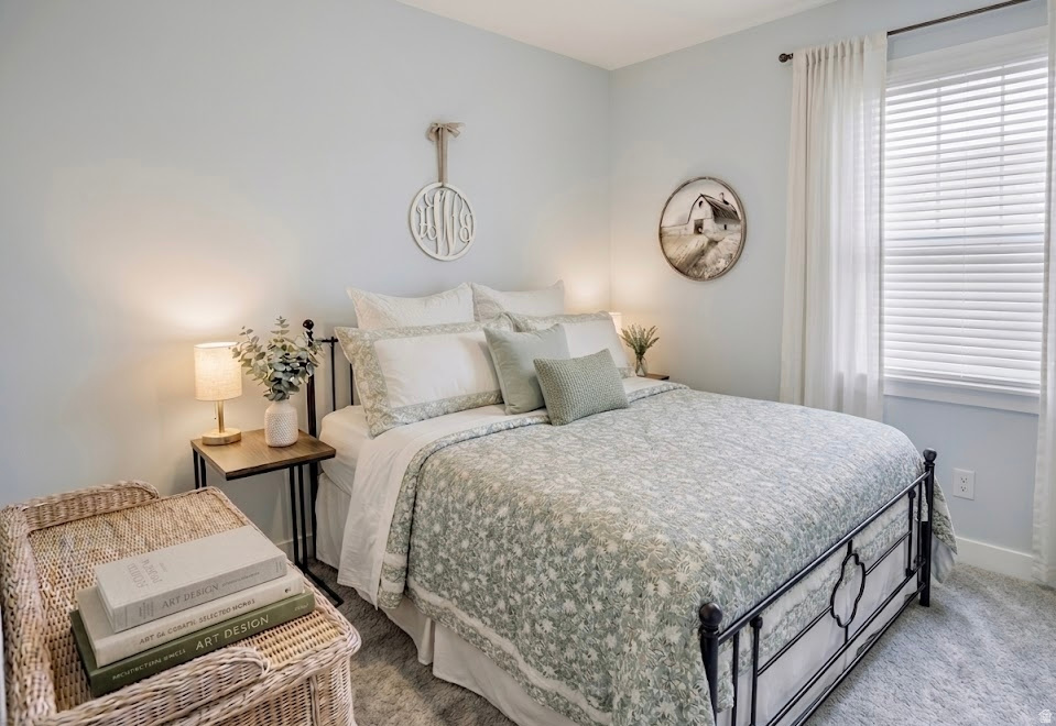 MOUNTAIN RIDGE - Residential