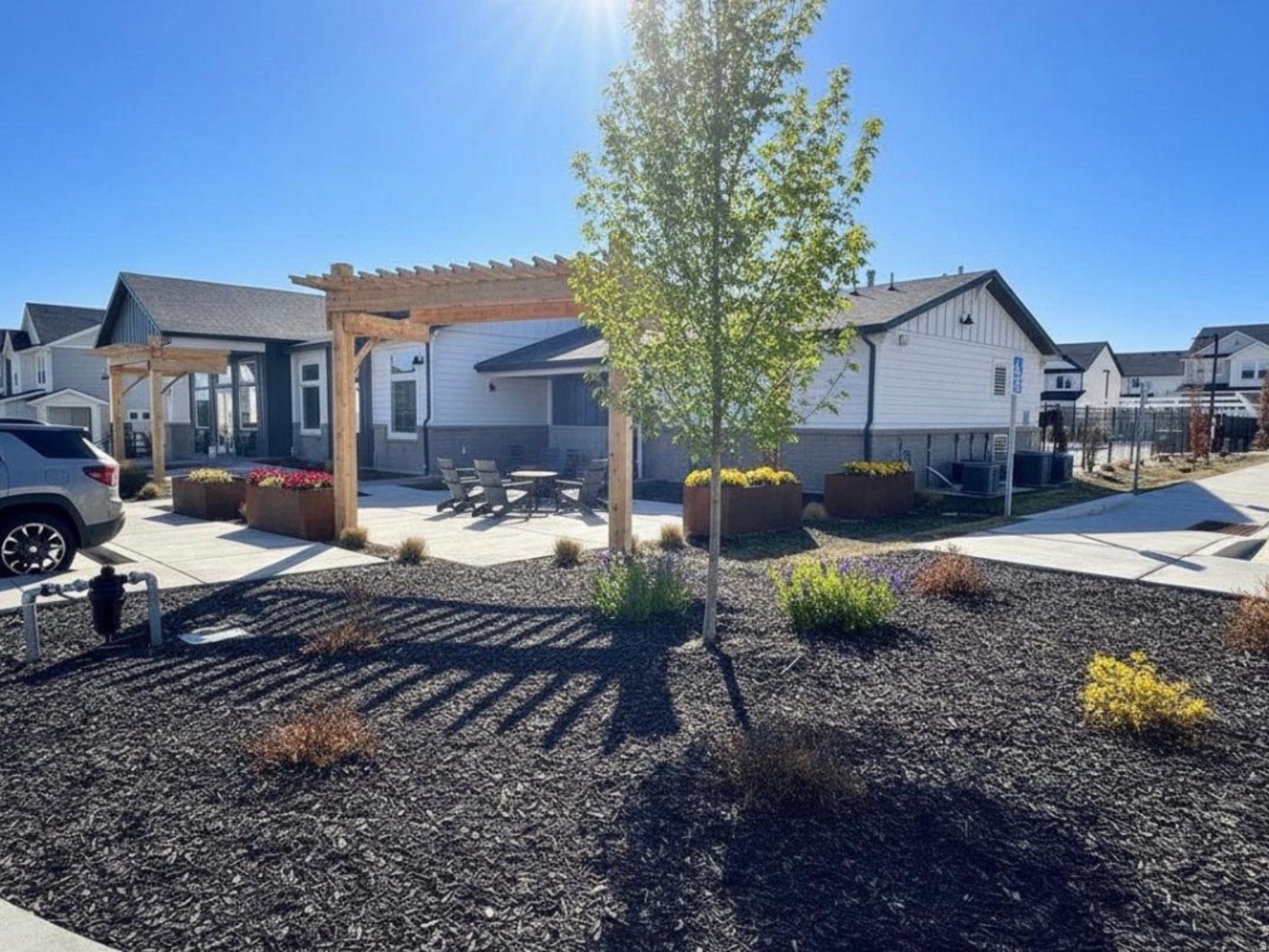 MOUNTAIN RIDGE - Residential