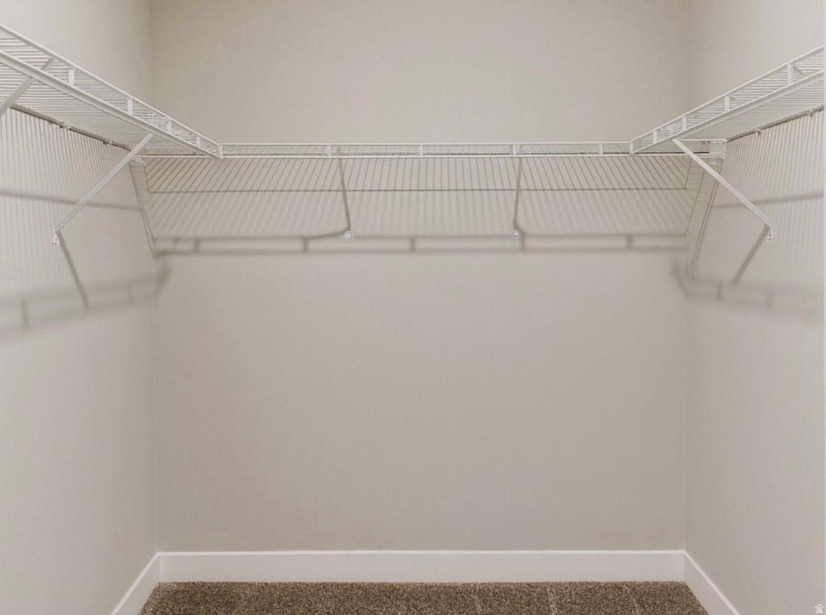 MOUNTAIN RIDGE - Residential