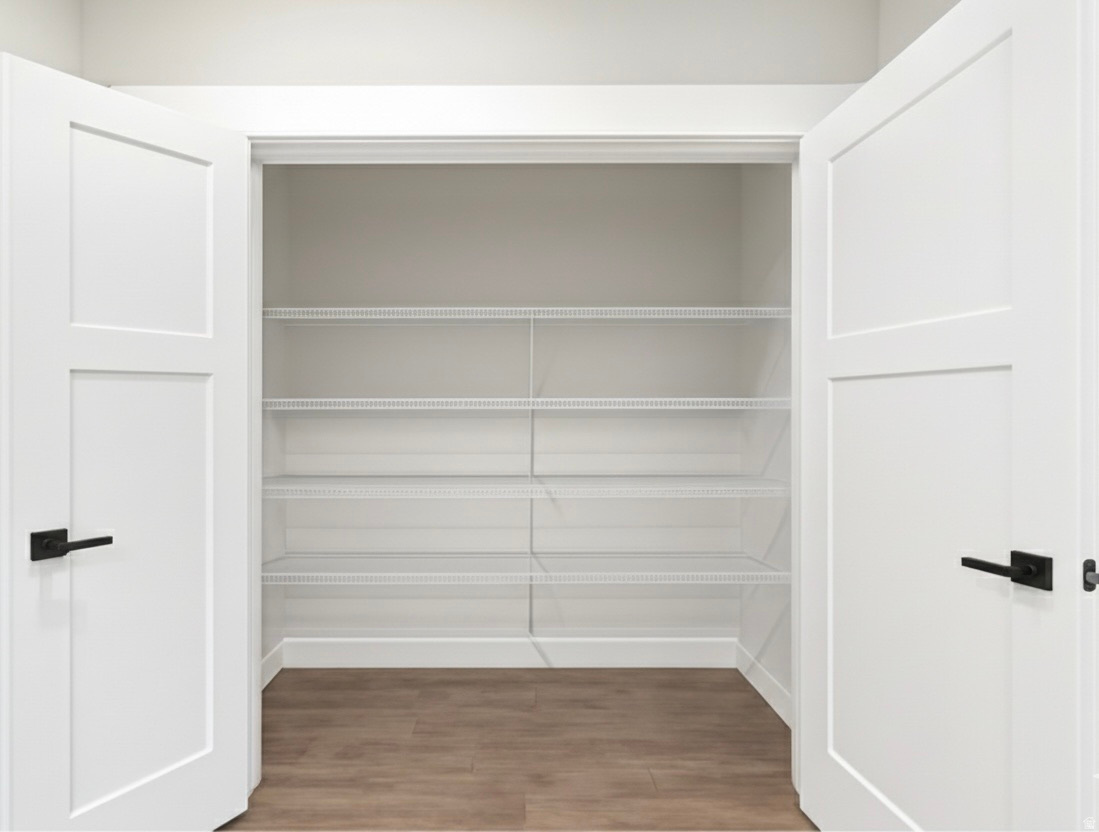 MOUNTAIN RIDGE - Residential