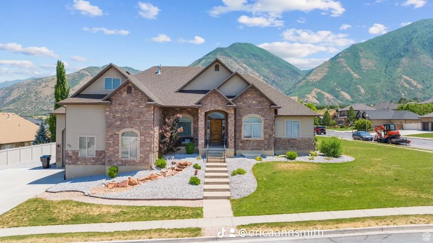 Very spacious inviting feeling created with all the vaulted ceilings. Lots of custom accent wall throughout, all new appliances, lots of space to entertain both in and out of the home, 1/3 acre culdesac/corner lot w/incredible views & quiet neighborhood. Home is completely finished - includes an oversized 3rd car garage & additional RV parking. Near schools, sports complex & outdoor activities including 'The Pond'. Buyer verify all info