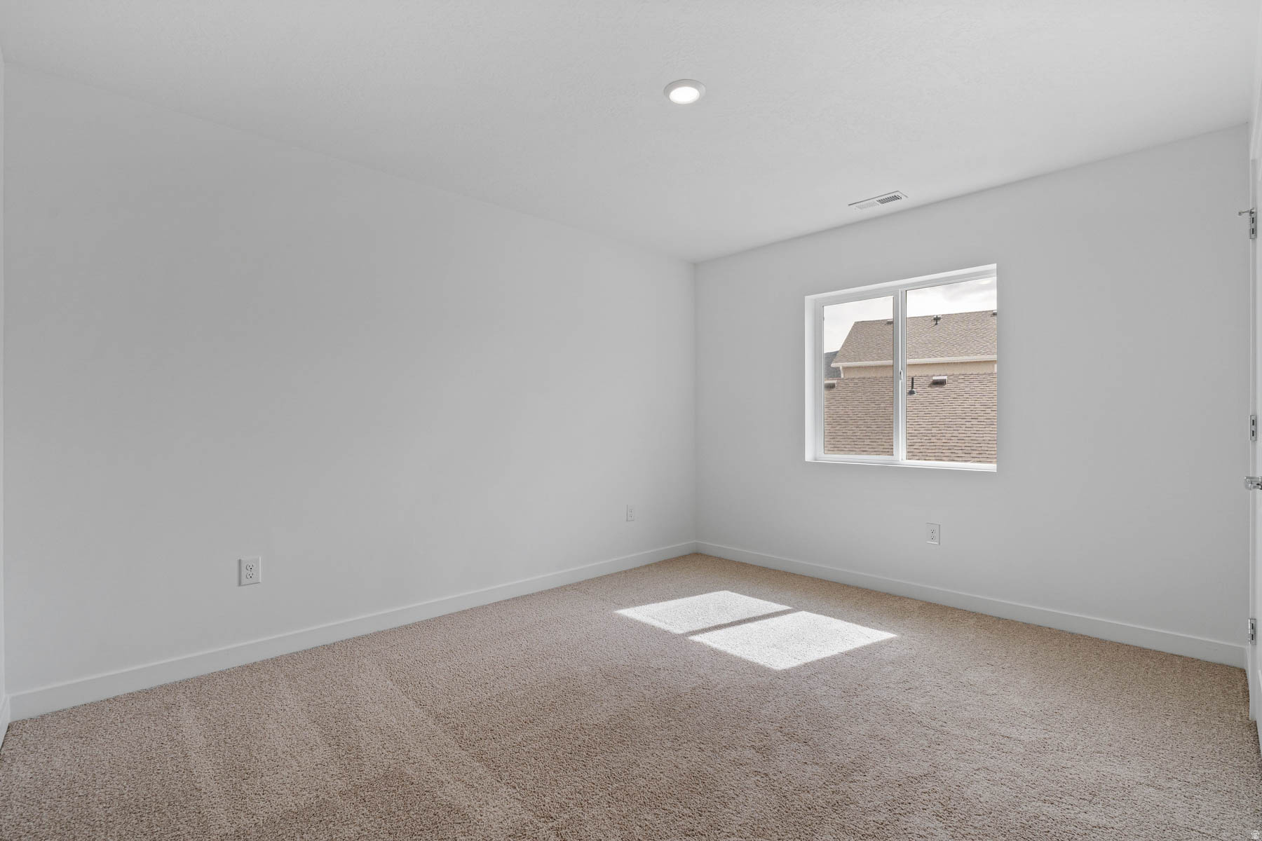 DESERT EDGE - Residential