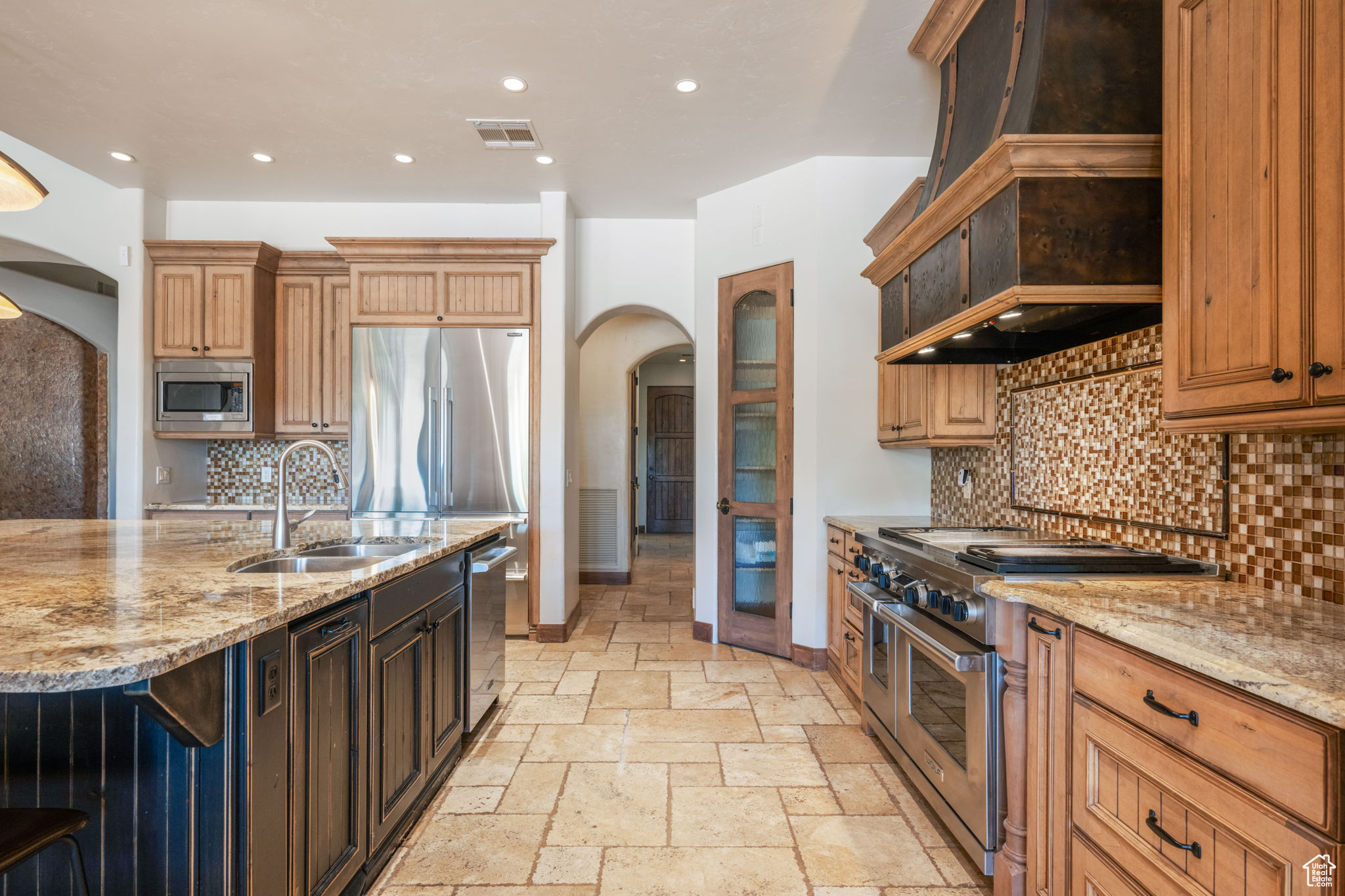 POINTE WEST EST - Residential
