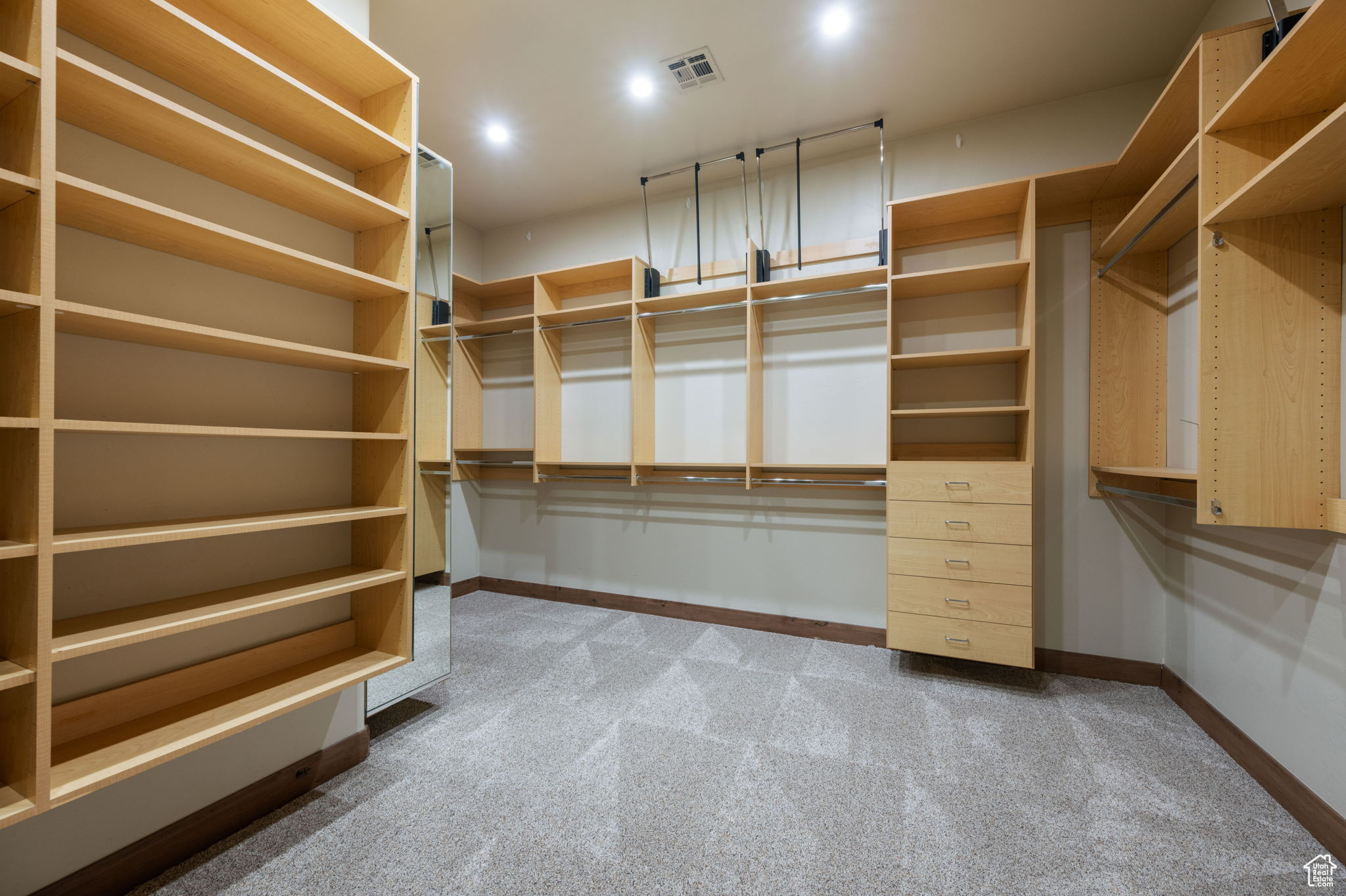 POINTE WEST EST - Residential
