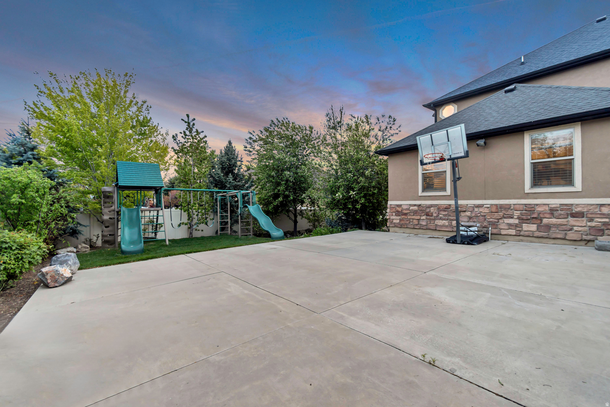 TEMPLE HAVEN - Residential