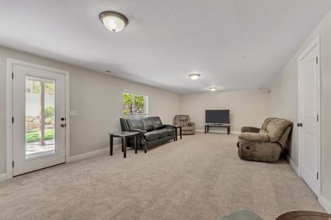 Tiny photo for 1096 E 560 N, American Fork, UT 84003 (MLS # 2151583)