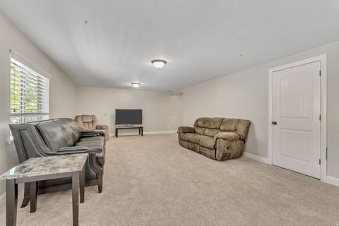 Tiny photo for 1096 E 560 N, American Fork, UT 84003 (MLS # 2151583)