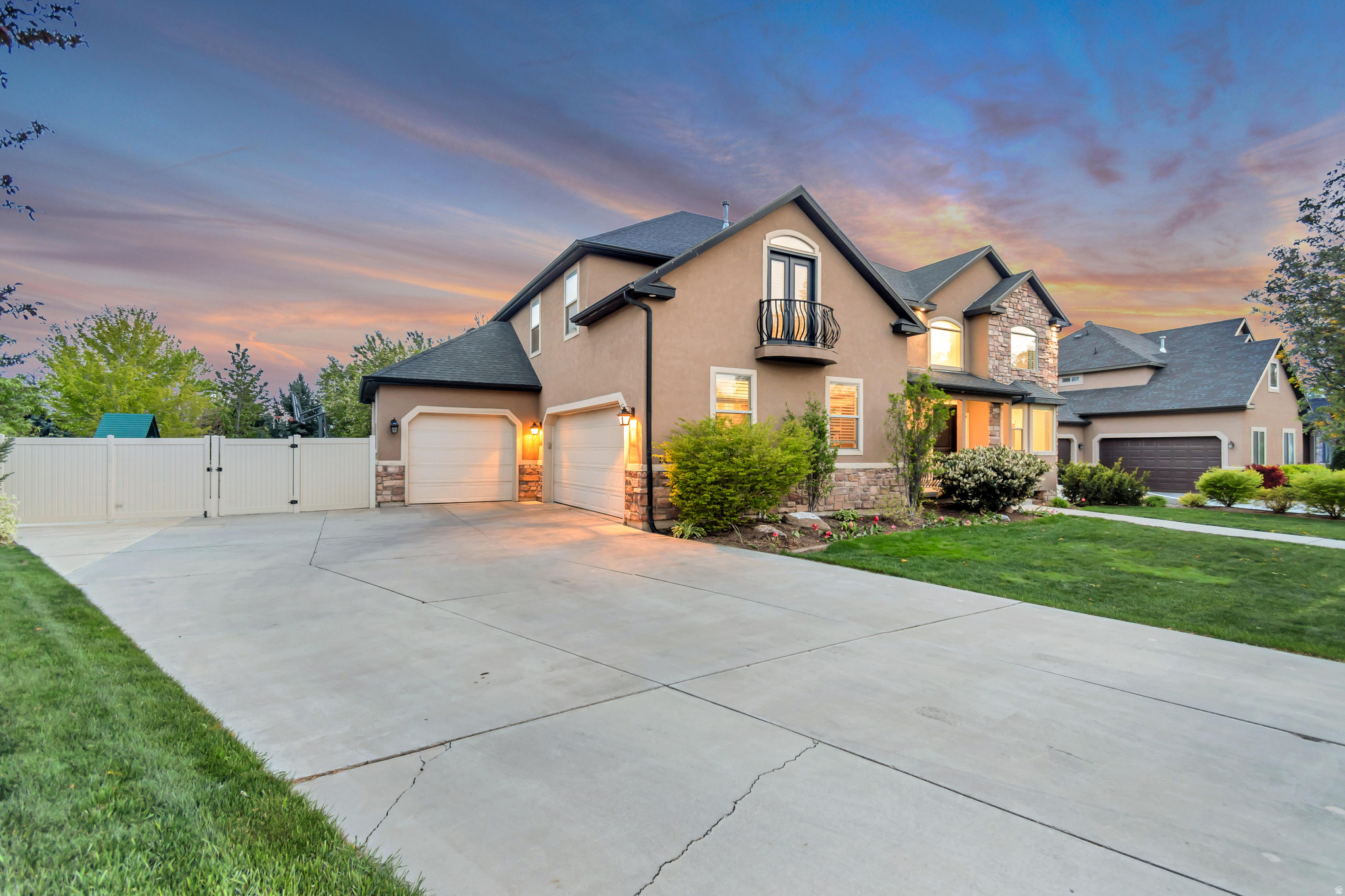 TEMPLE HAVEN - Residential