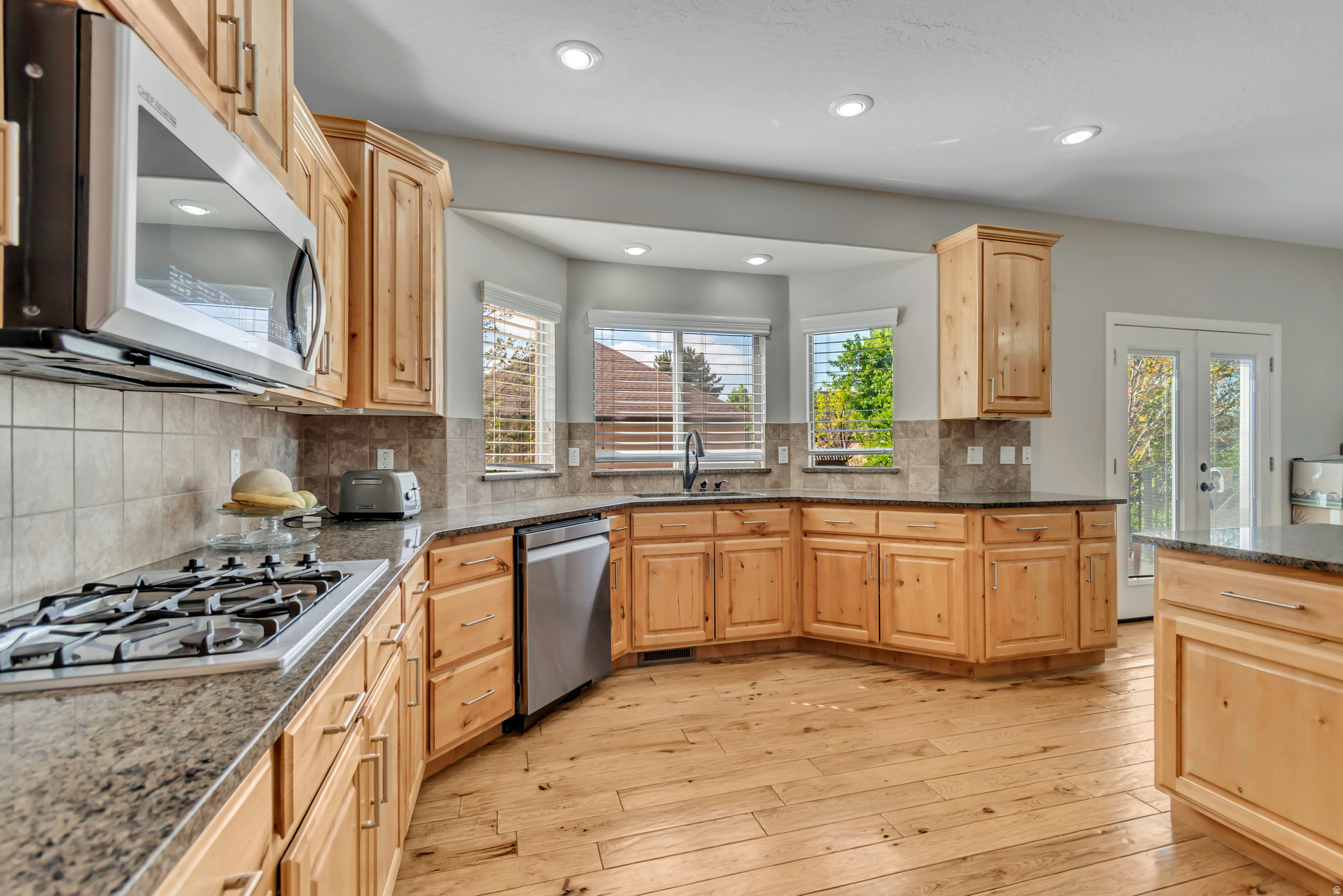 TEMPLE HAVEN - Residential