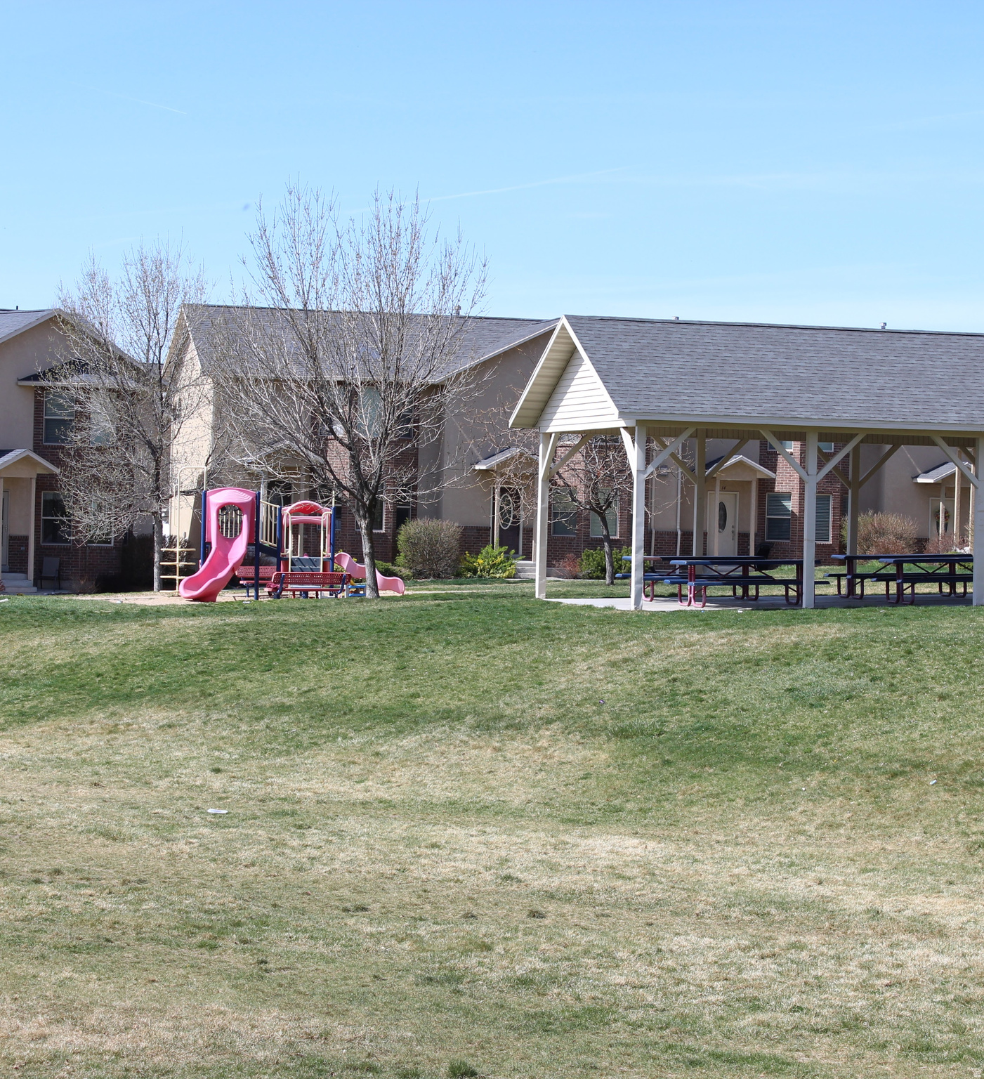 CASTLE VIEW MANOR - Residential