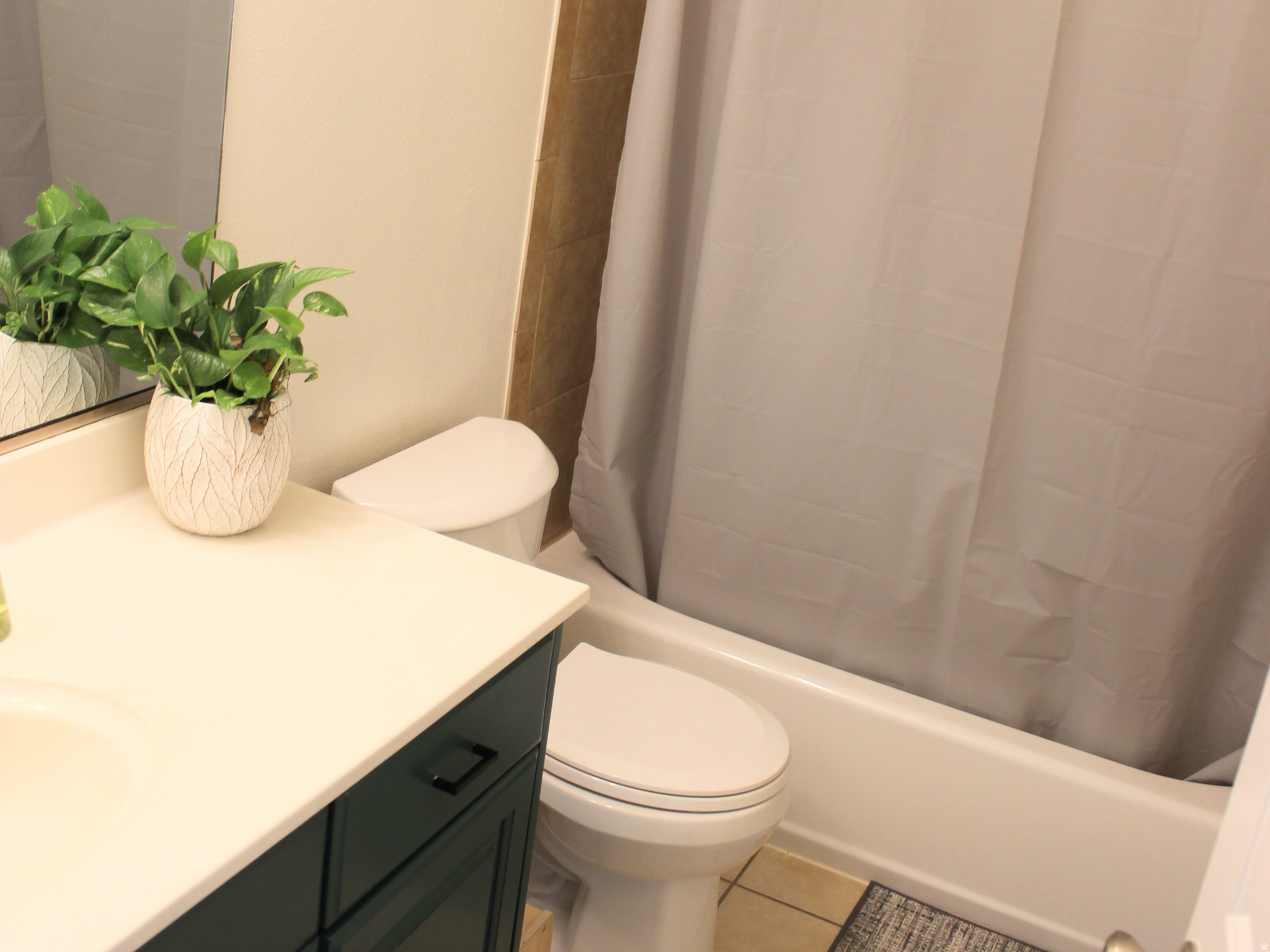 CASTLE VIEW MANOR - Residential