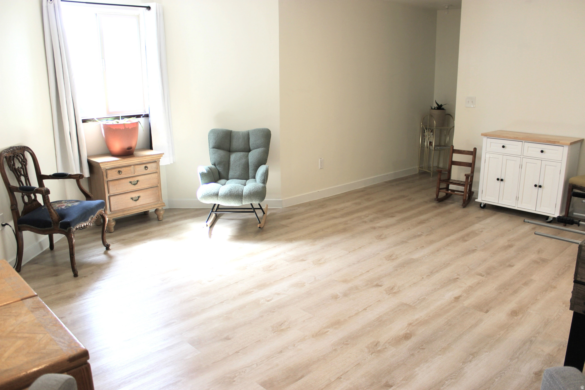 CASTLE VIEW MANOR - Residential