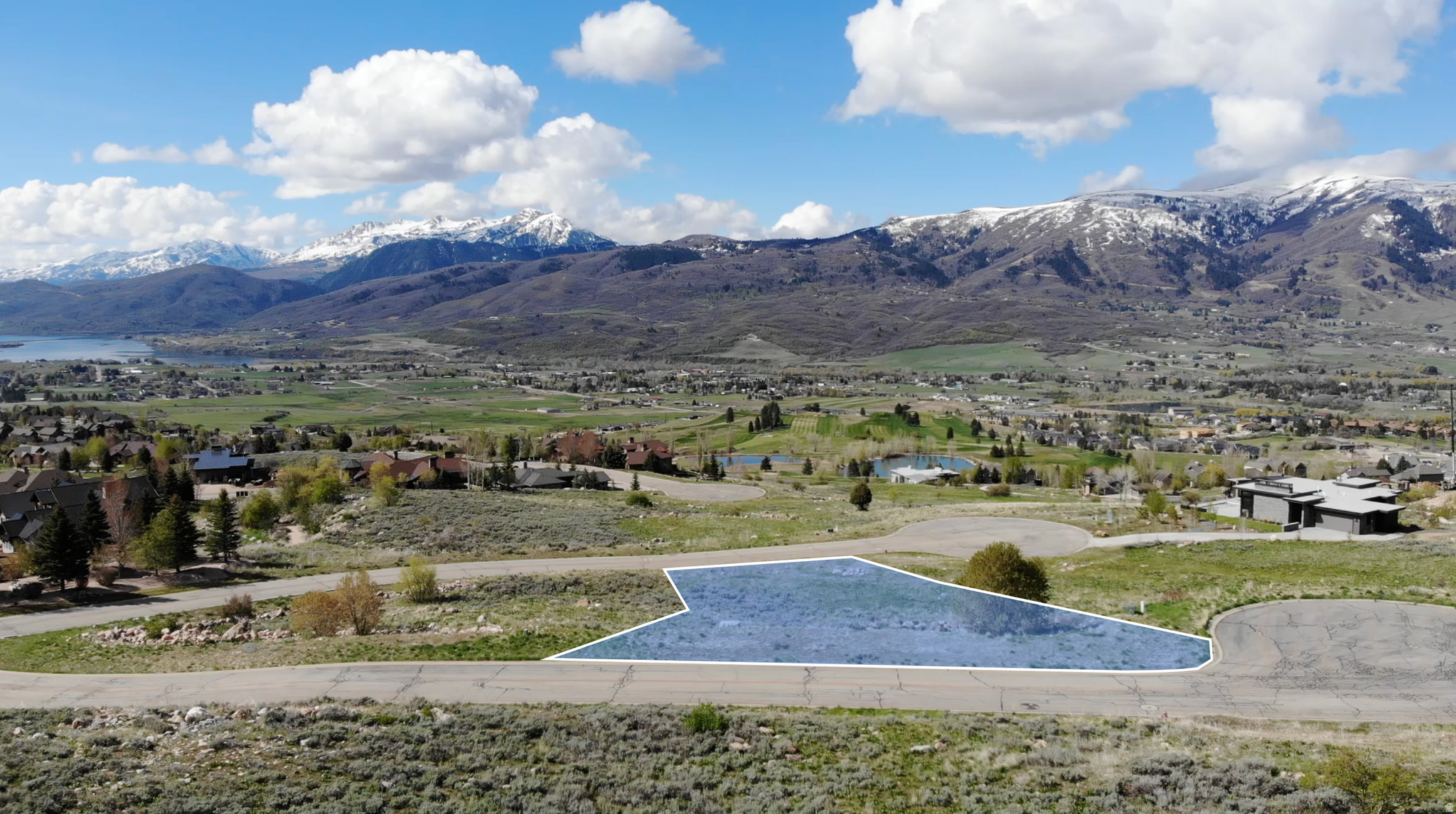 THE HIGHLANDS - Land