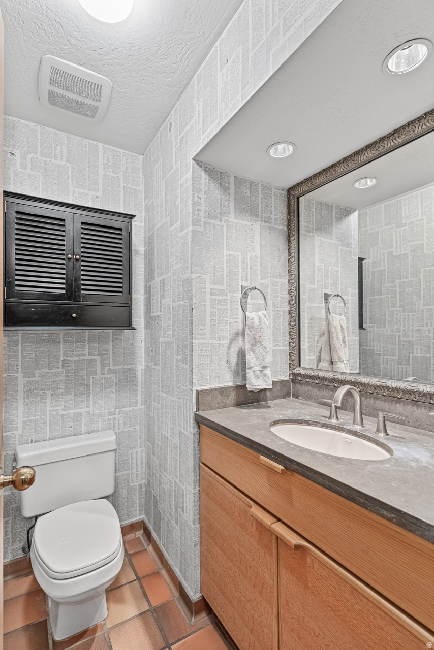 BLOOMINGTON COUNTRY CLUB 1 AMD & EXT - Residential