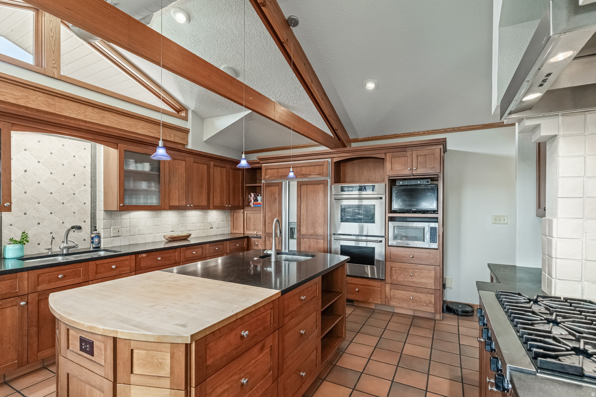 BLOOMINGTON COUNTRY CLUB 1 AMD & EXT - Residential