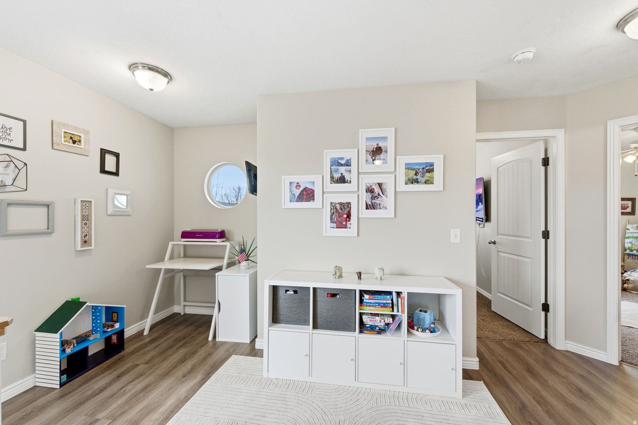 MADISON COVE - Residential