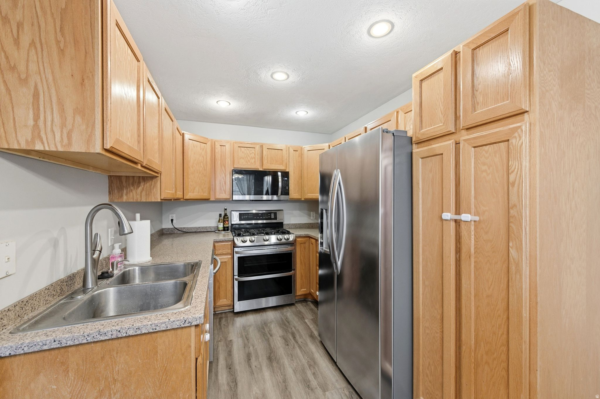 MADISON COVE - Residential