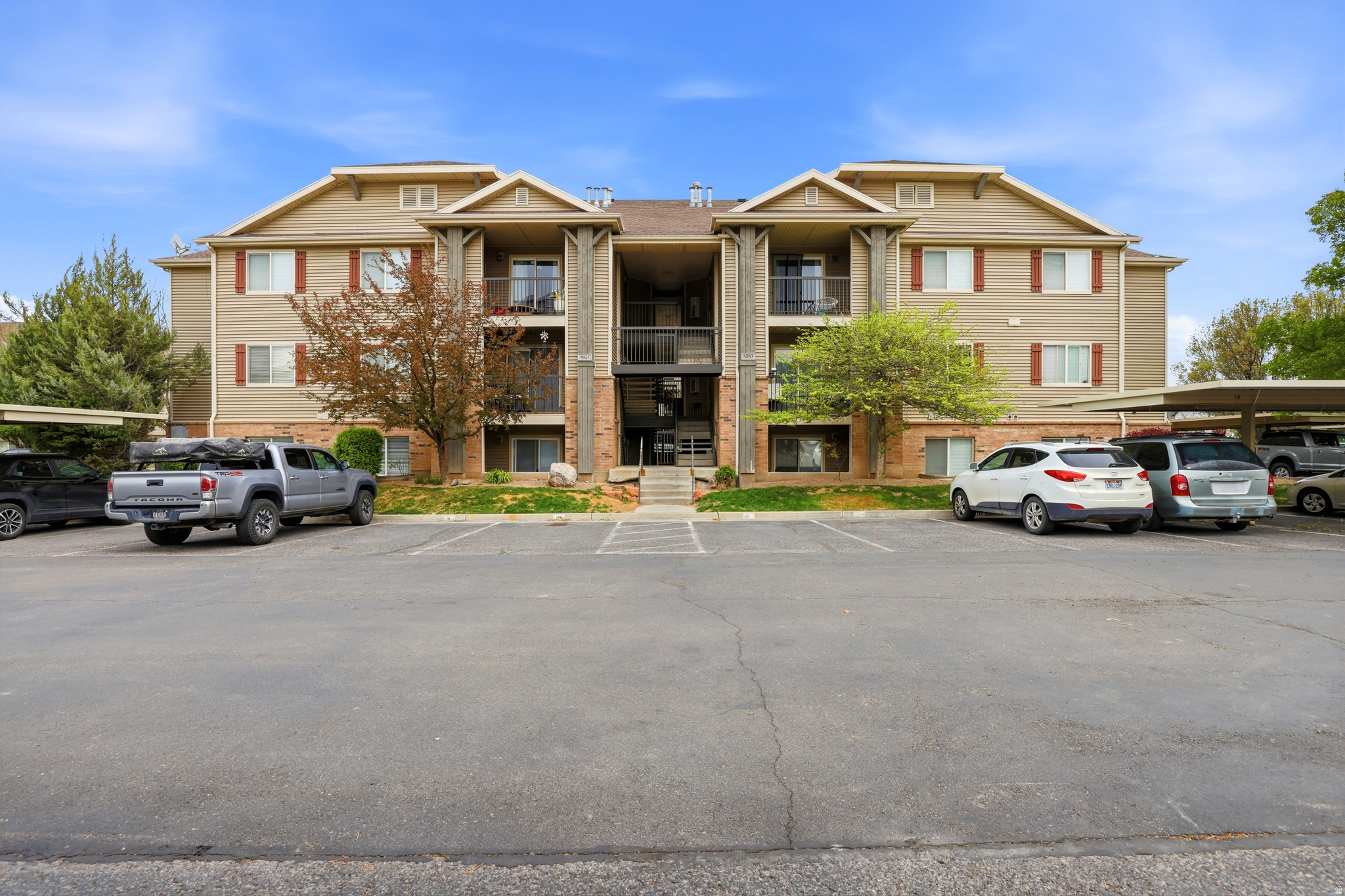 WILLOW SPRINGS - Residential