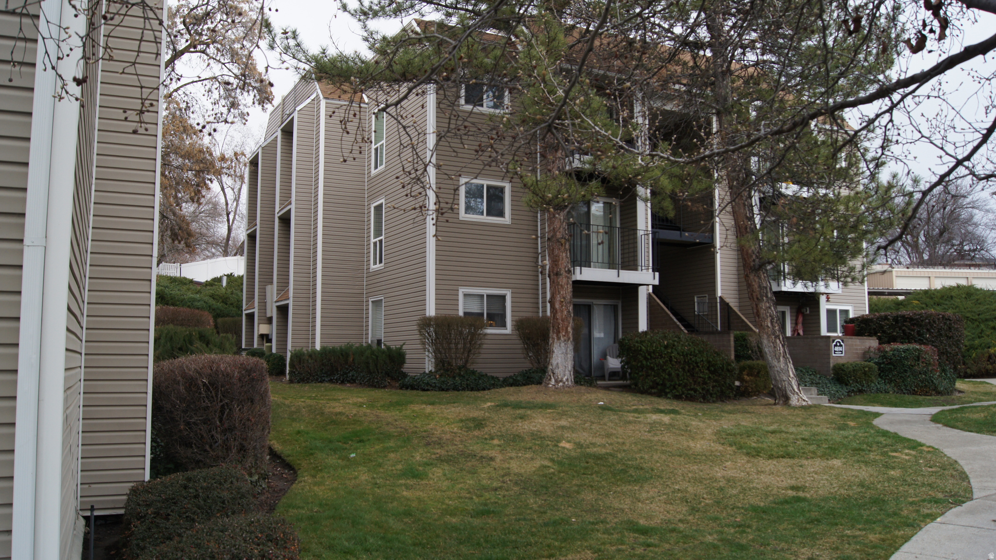 QUAILBROOK EAST - Residential