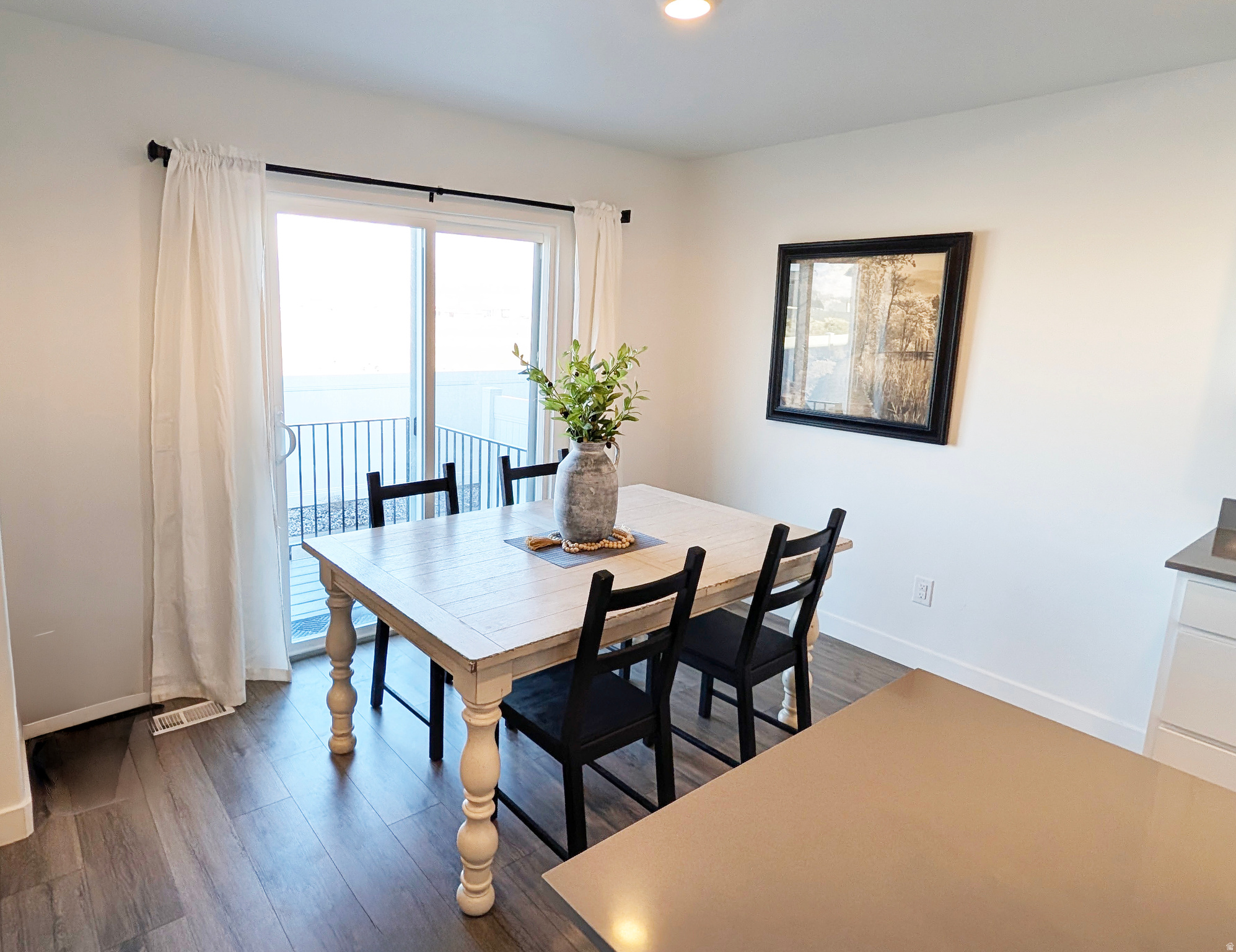 EAGLE POINT - Residential