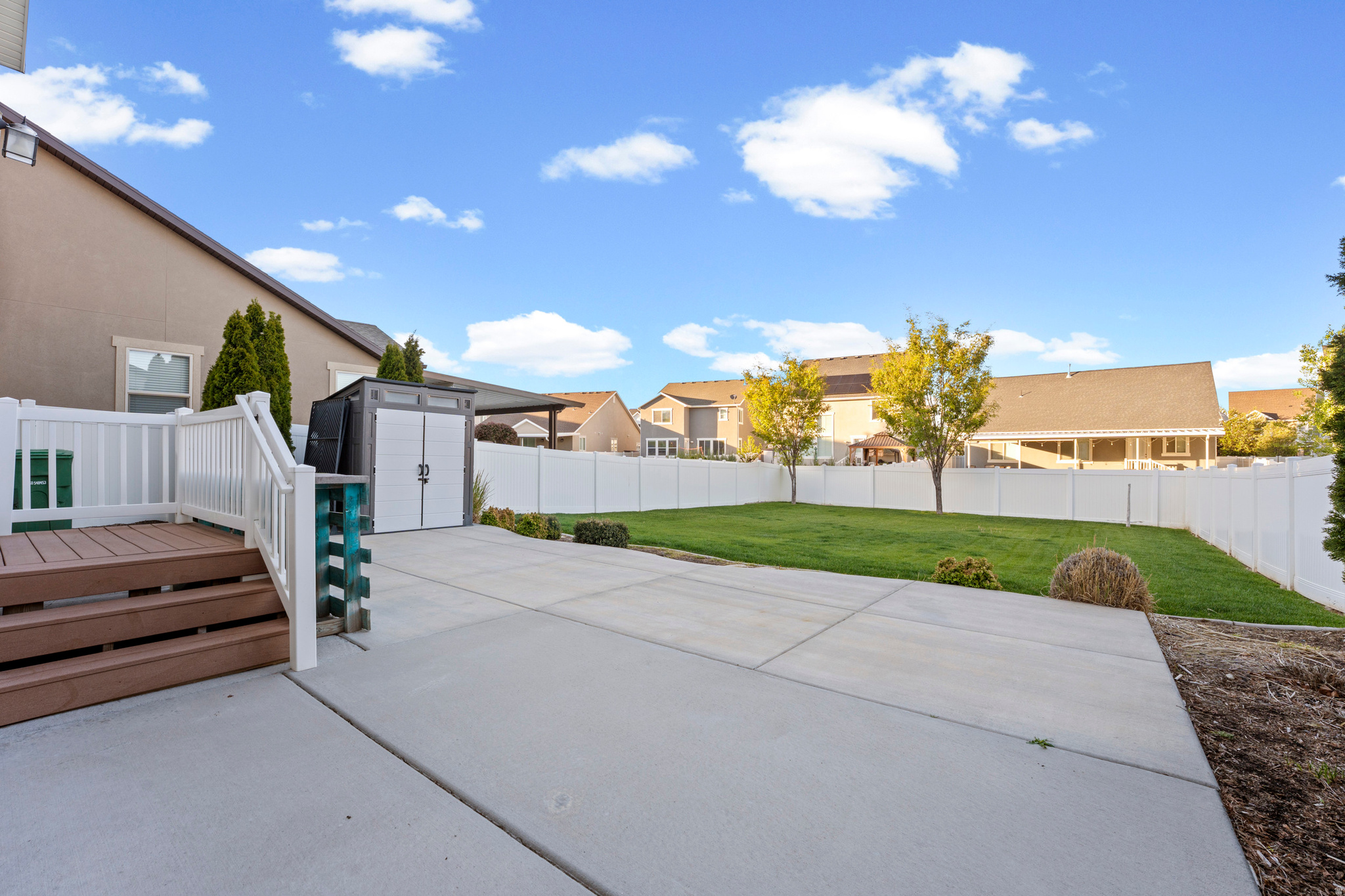 HERRIMAN TOWN CENTER - Residential
