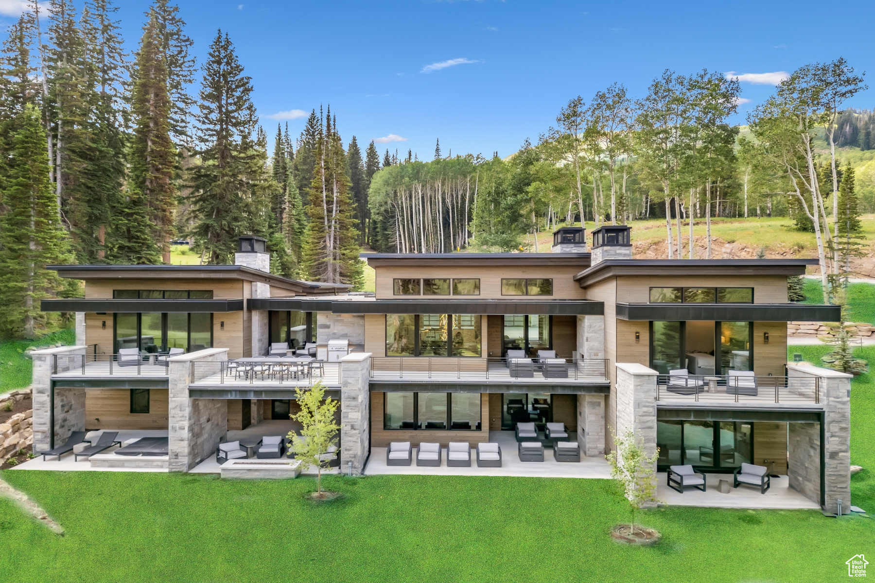 COLONY AT WHITE PINE CANYON - Residential