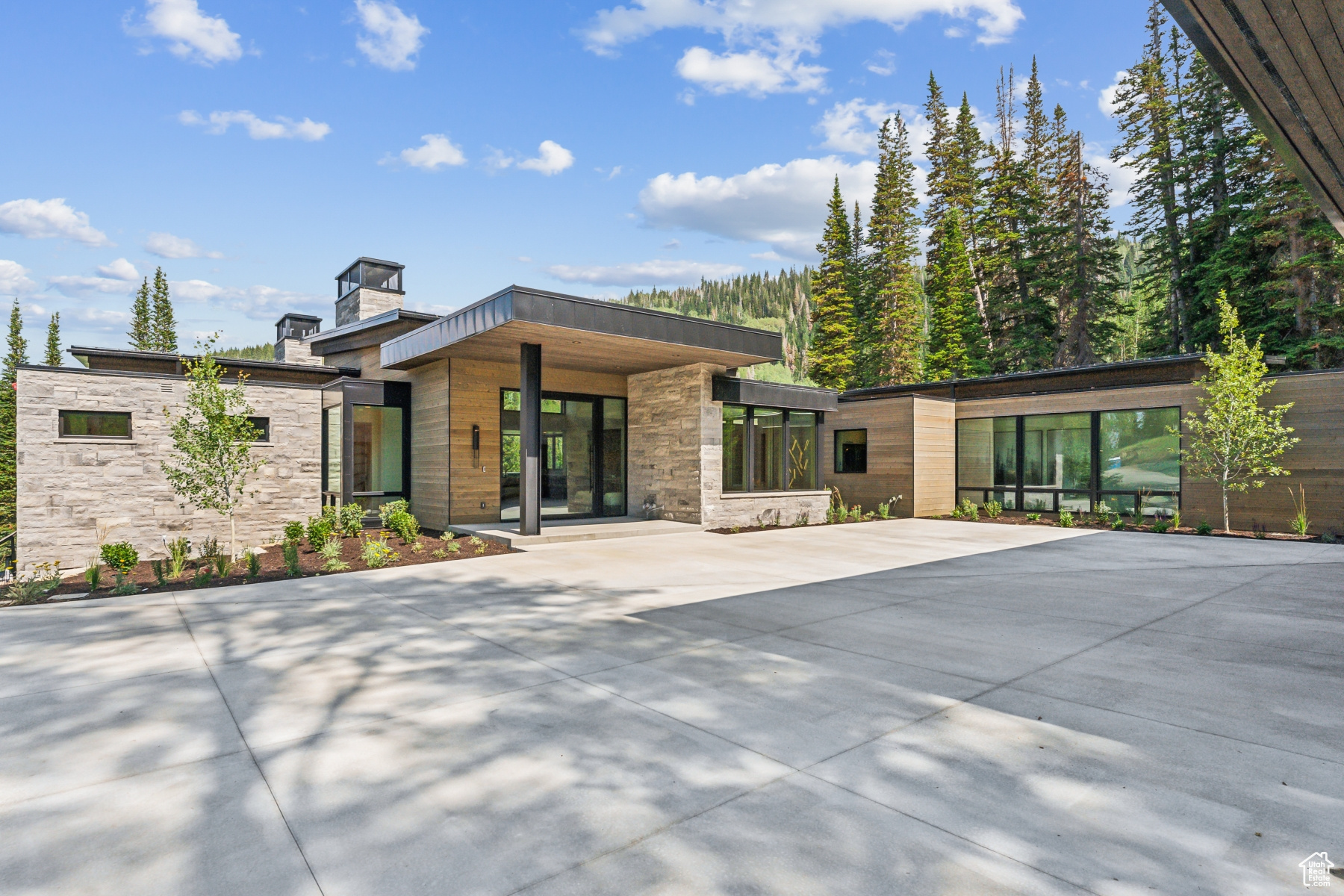 COLONY AT WHITE PINE CANYON - Residential