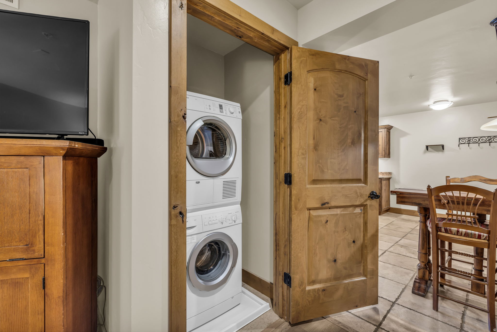 JUPITER INN - Residential