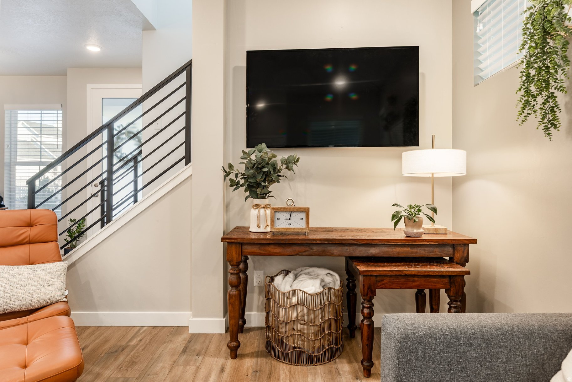 DAYBREAK - Residential