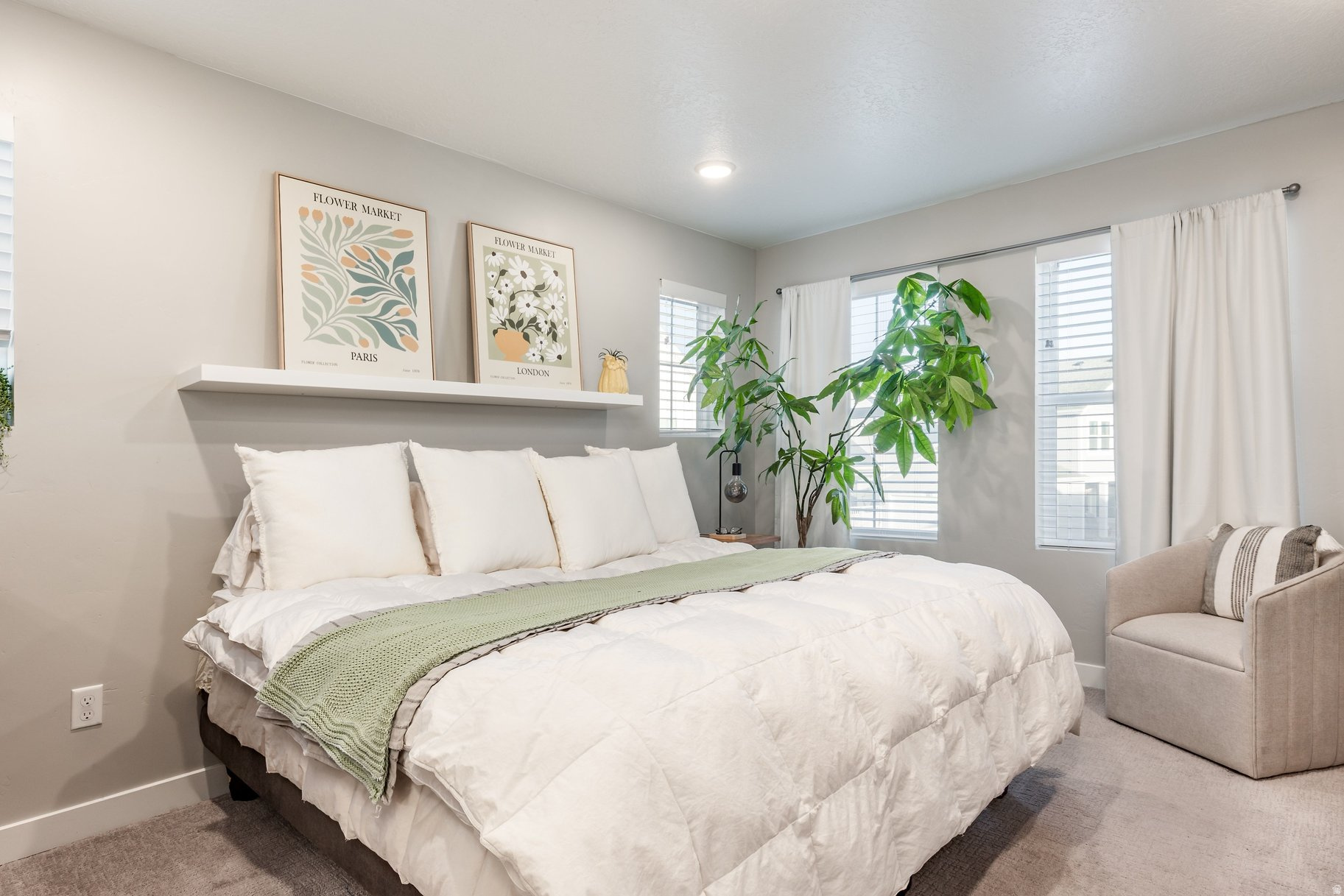 DAYBREAK - Residential