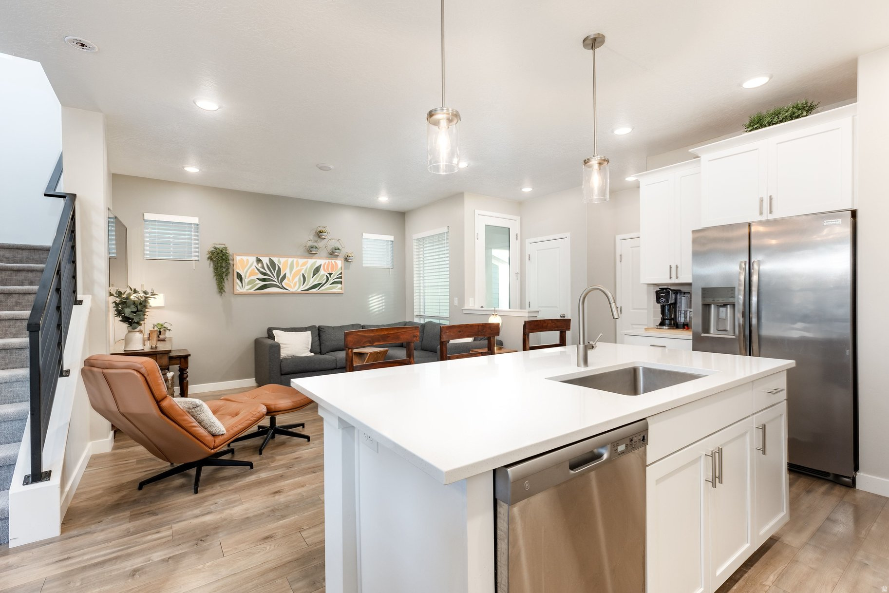 DAYBREAK - Residential