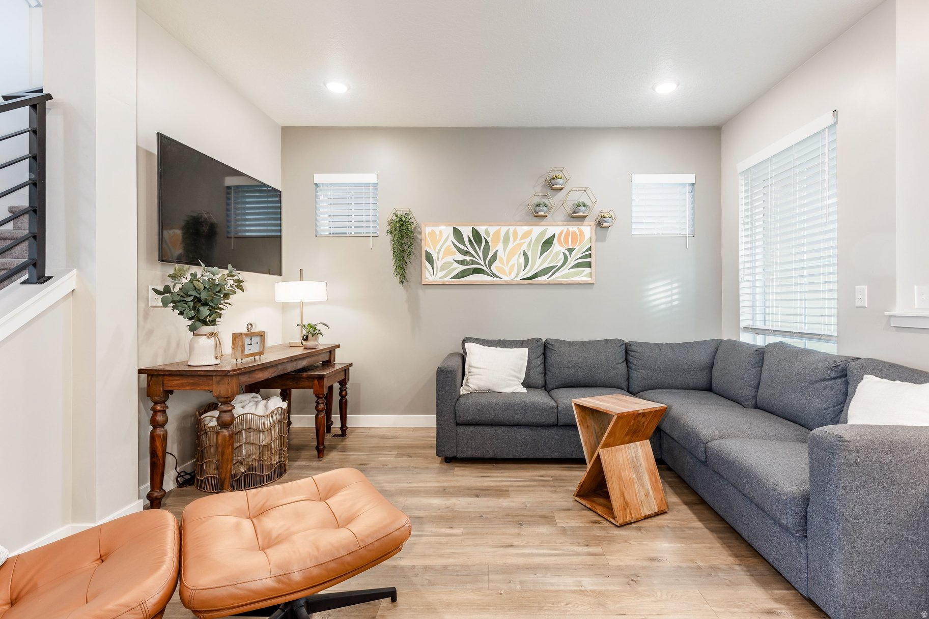 DAYBREAK - Residential