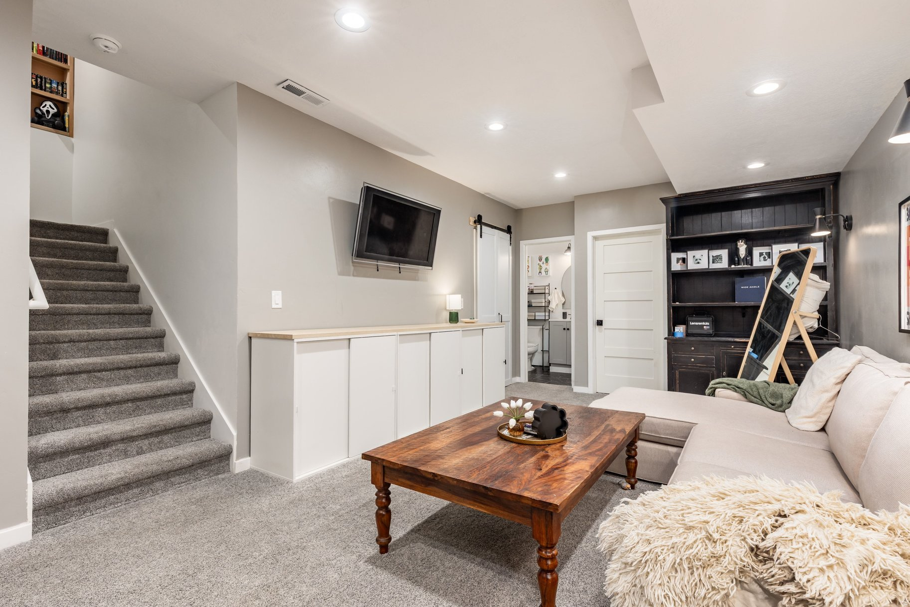 DAYBREAK - Residential