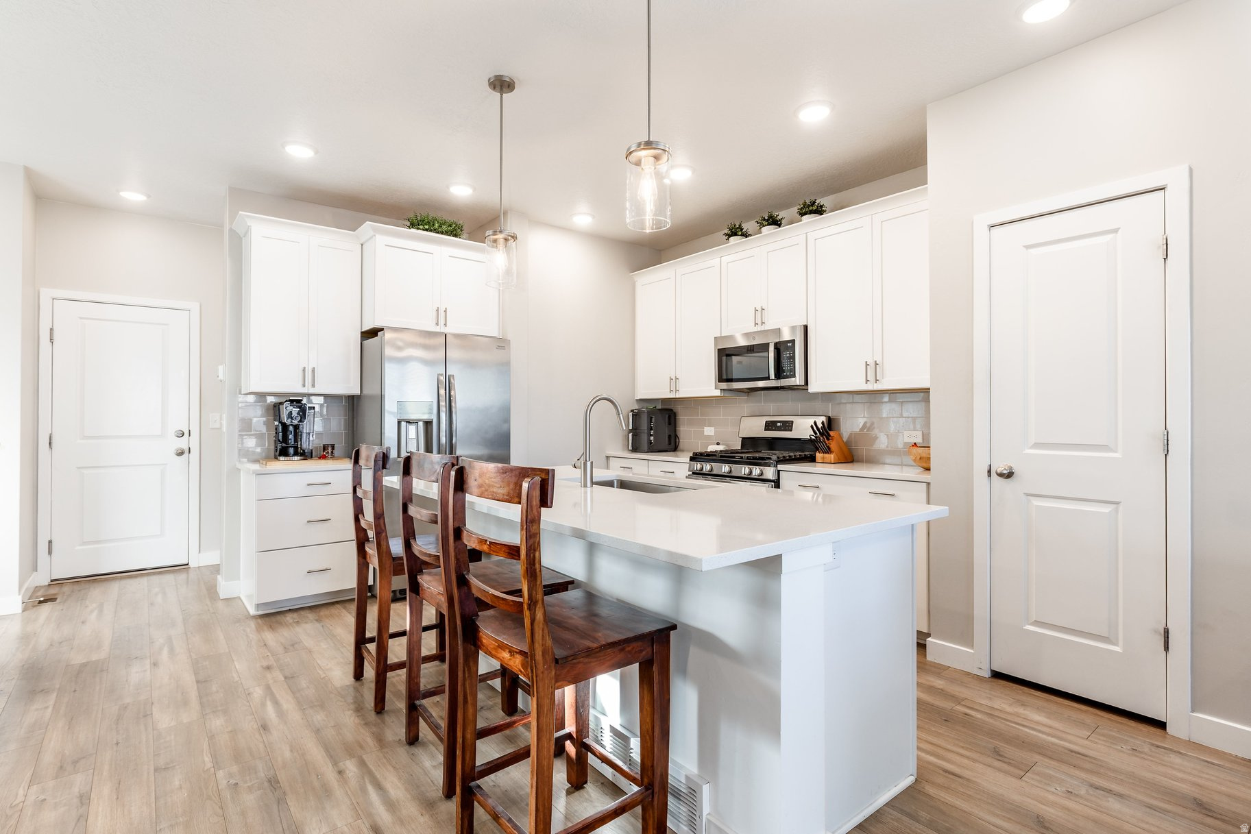 DAYBREAK - Residential