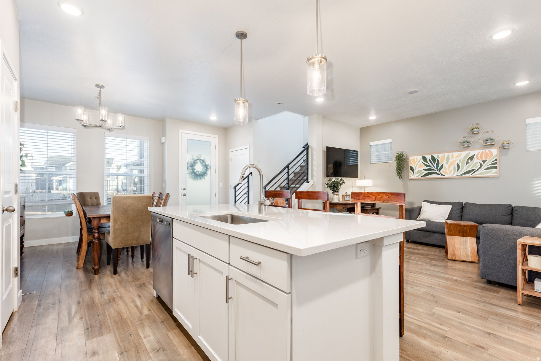 DAYBREAK - Residential