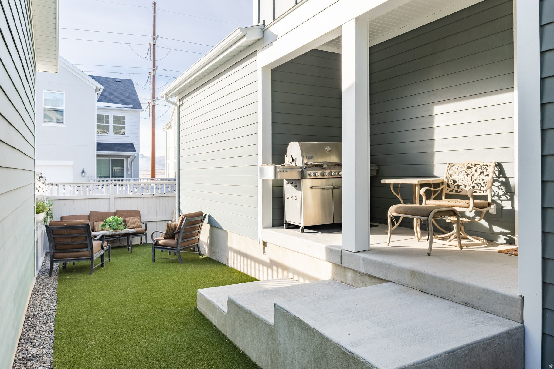 DAYBREAK - Residential