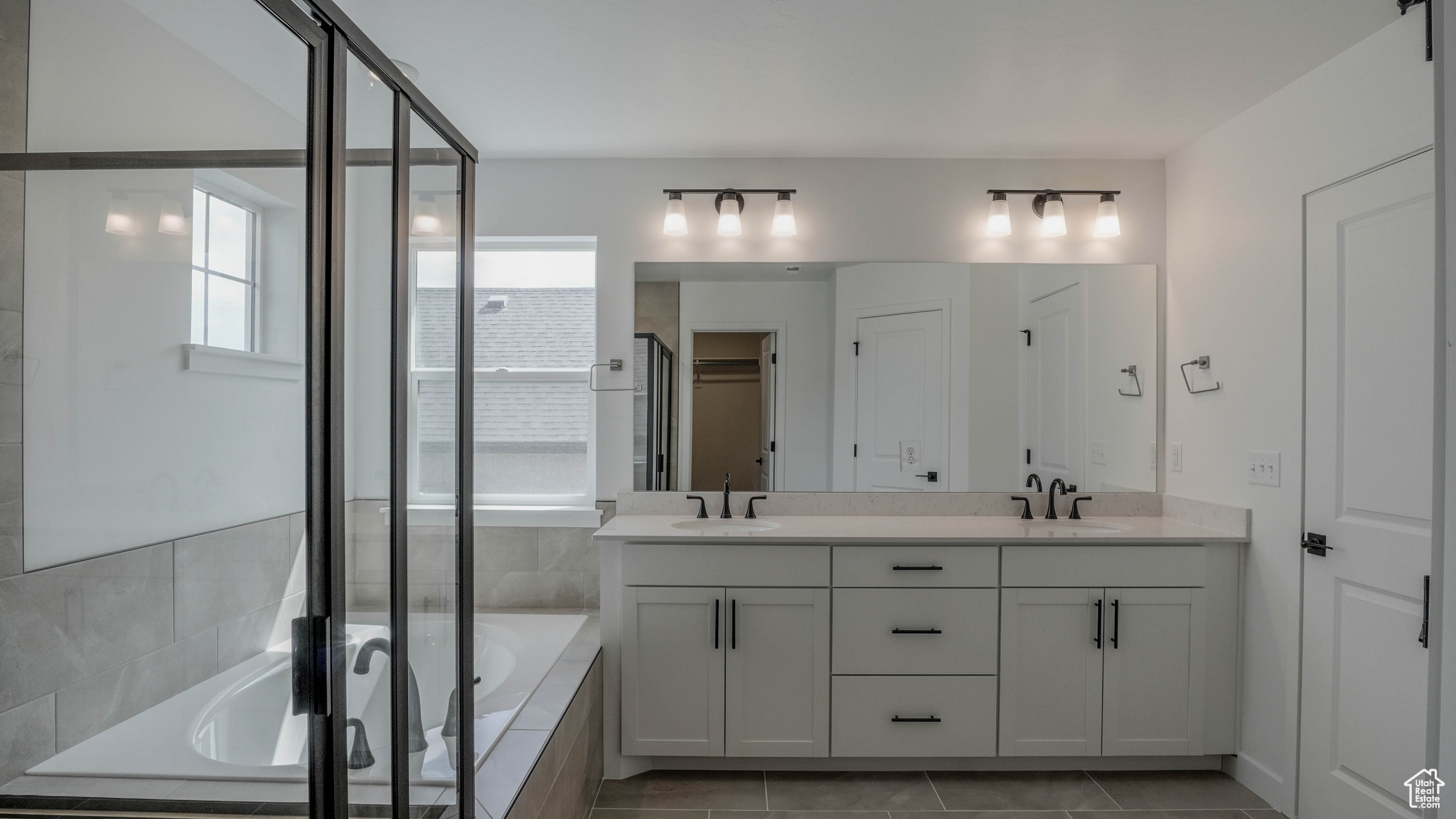 CANTON RIDGE - Residential