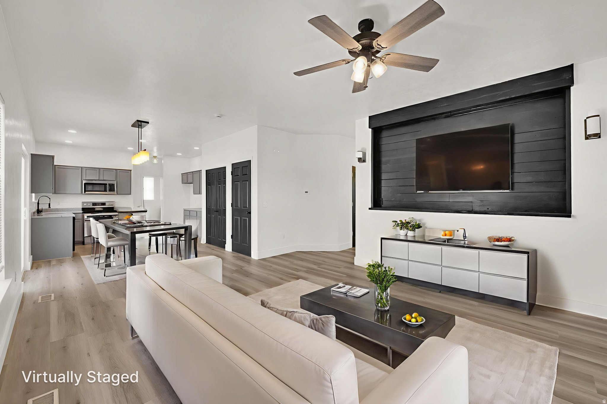 KENNEKUK AT RED HAWK RANCH R1-N13 15S - Residential