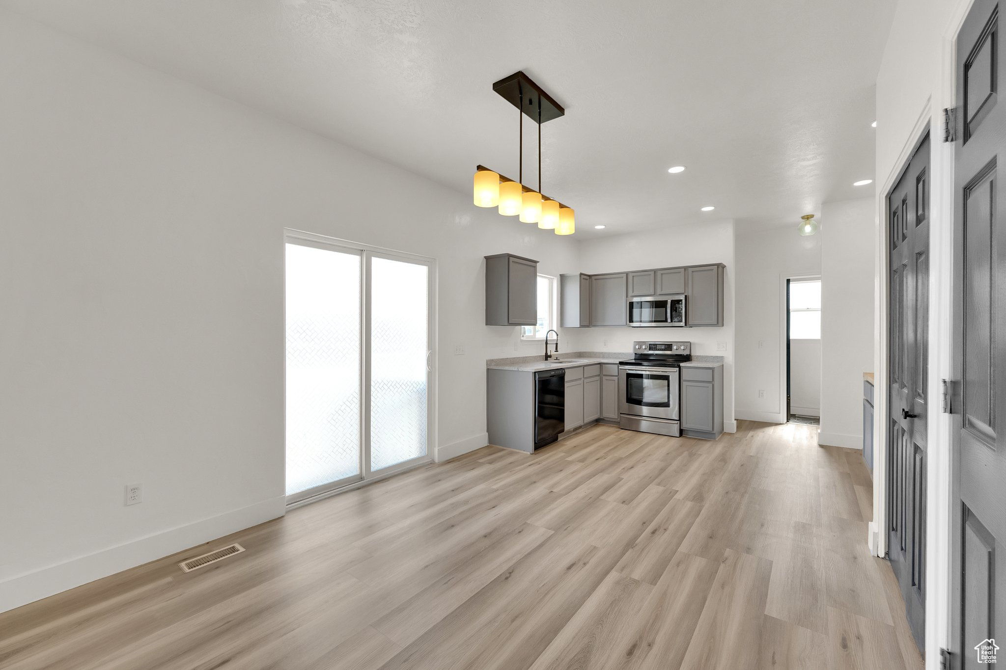 KENNEKUK AT RED HAWK RANCH R1-N13 15S - Residential