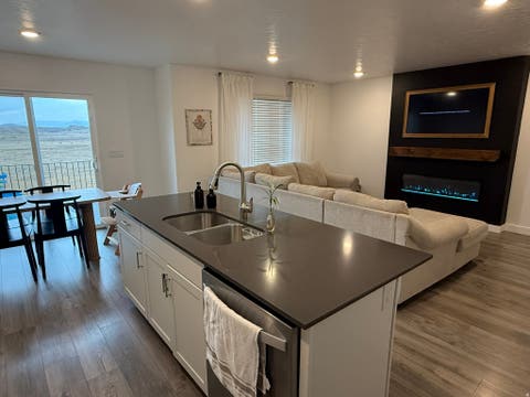 Tiny photo for 1206 W HIDDEN SPRING DR, Santaquin, UT 84655 (MLS # 2178537)