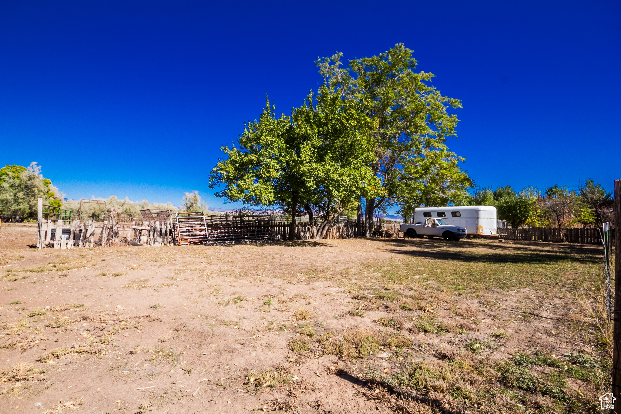 ROBBINWOOD ACRES SUBDIVISION NO 2 - Residential